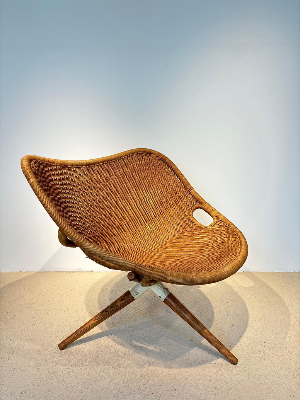Chistera easy chair by Joseph André Motte