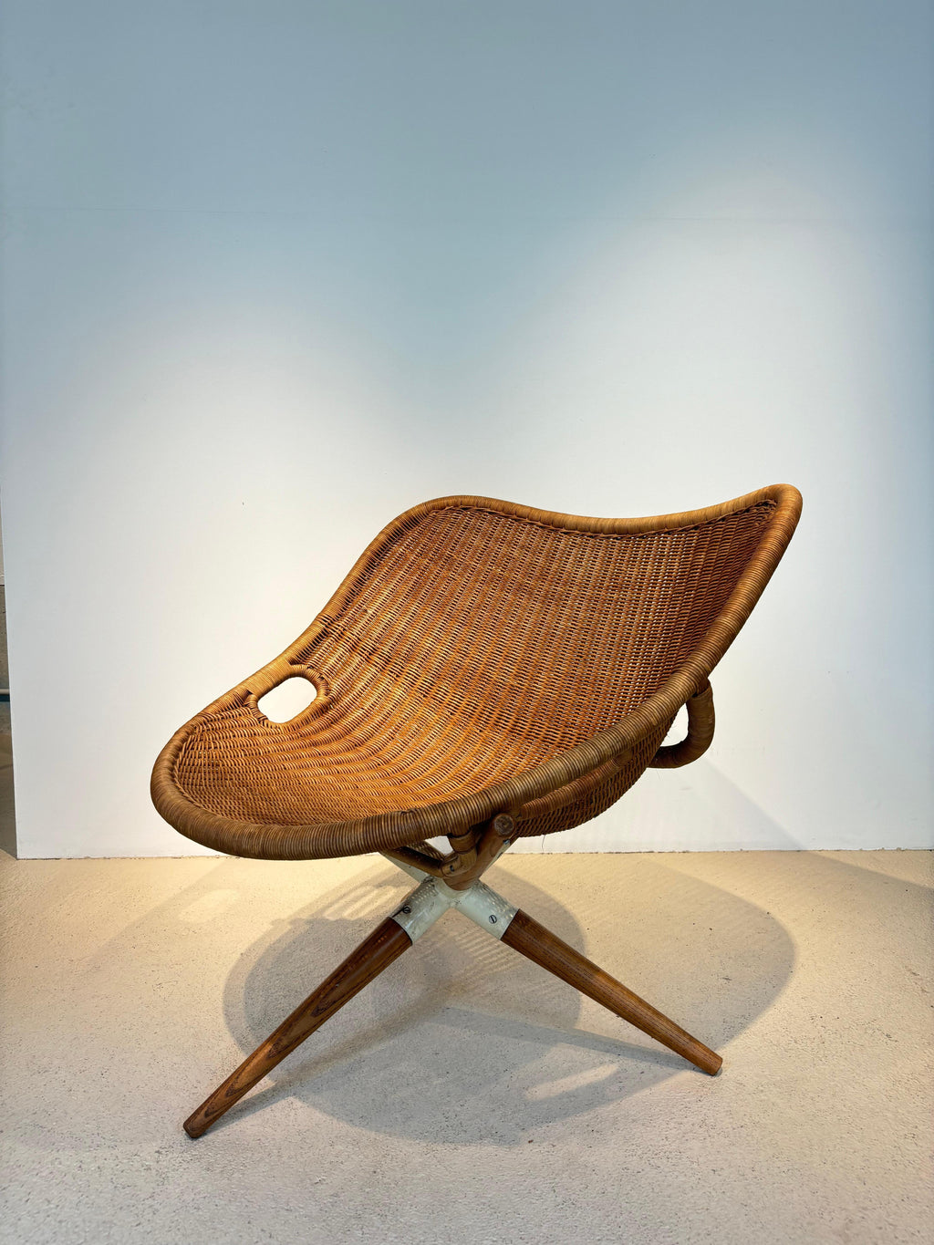Chistera easy chair by Joseph André Motte