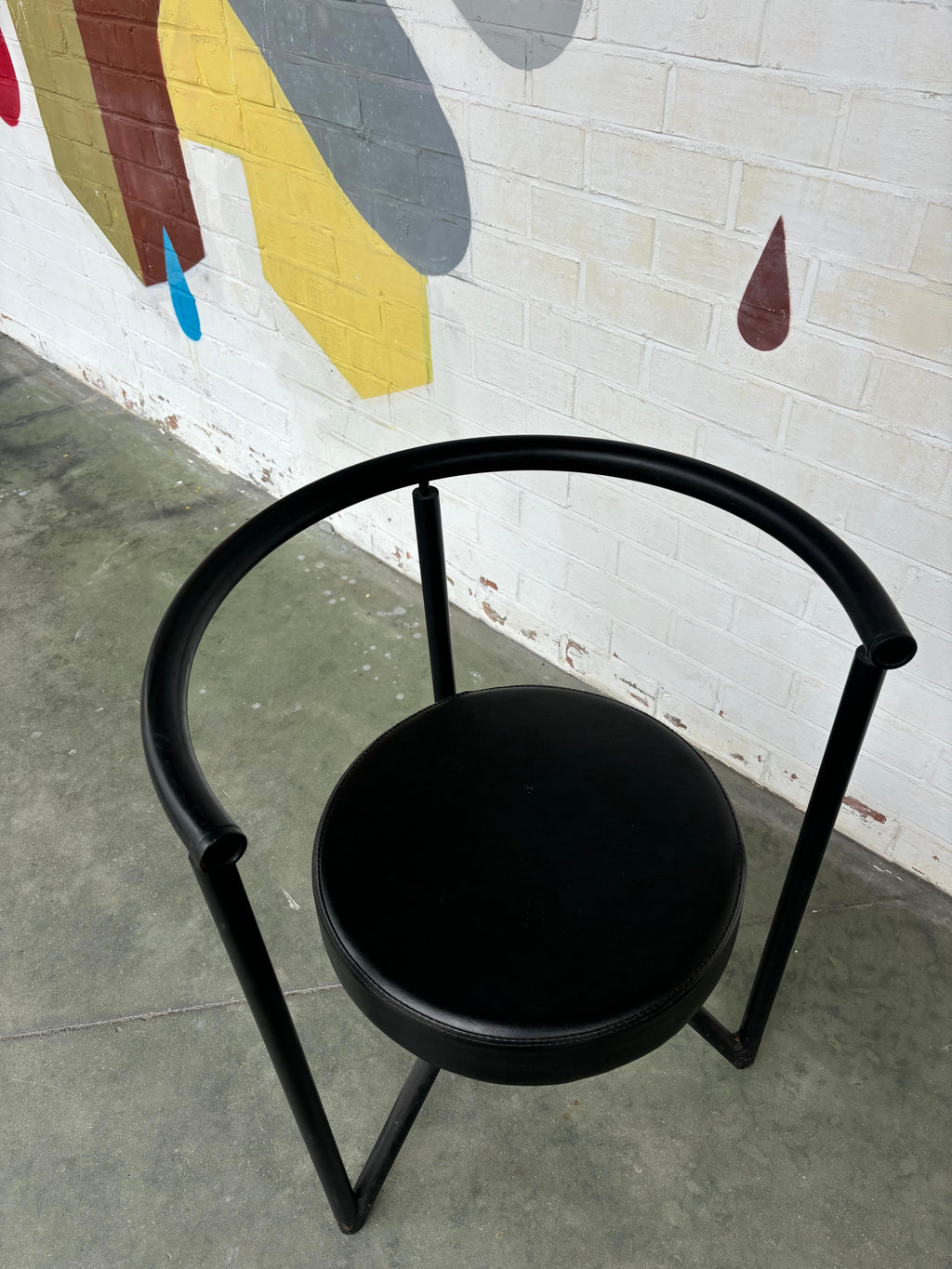 Pair of miss dorn chair by Philippe Starck