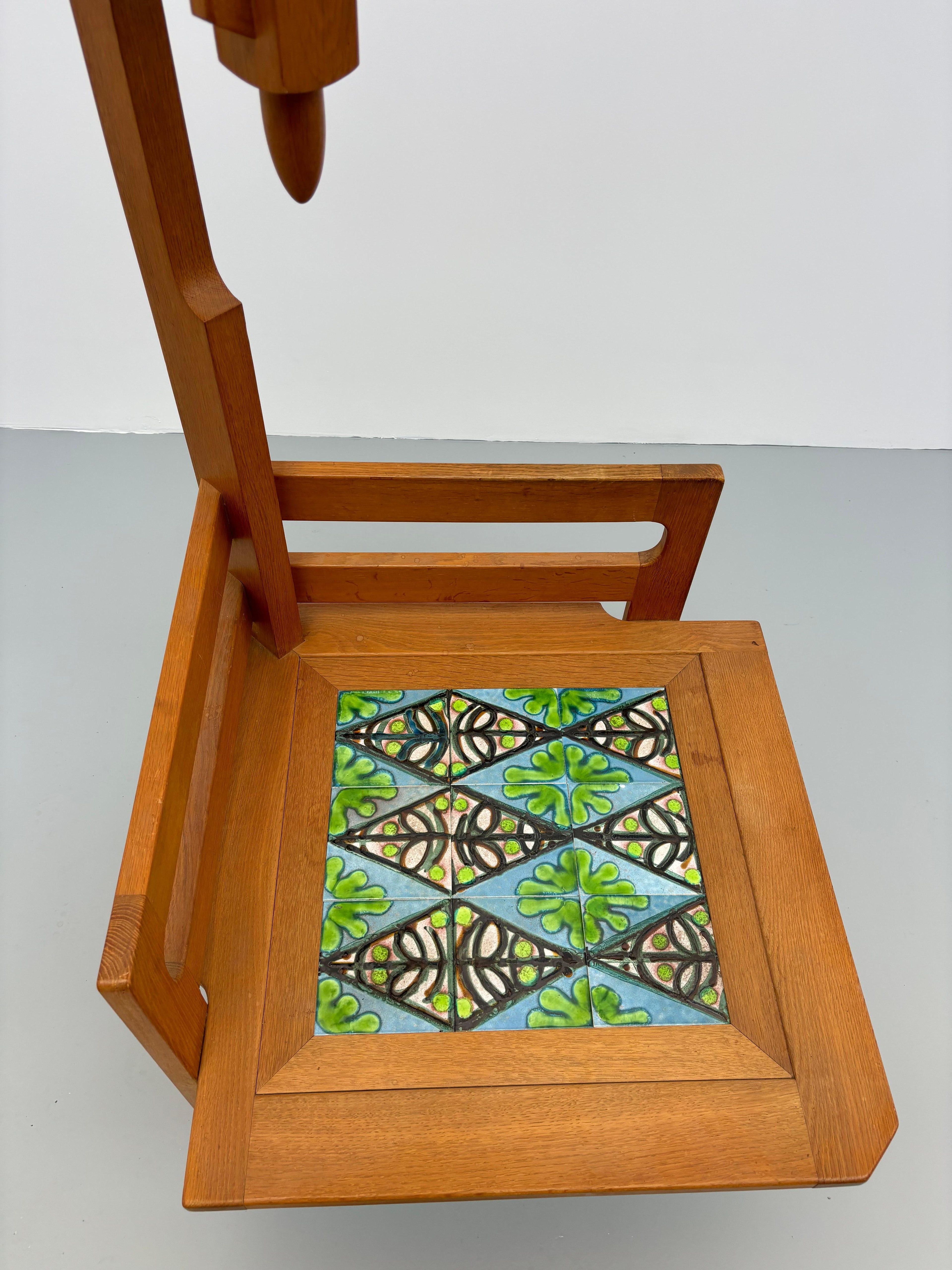 Side table with floorlamp by Guillerme et  Chambron