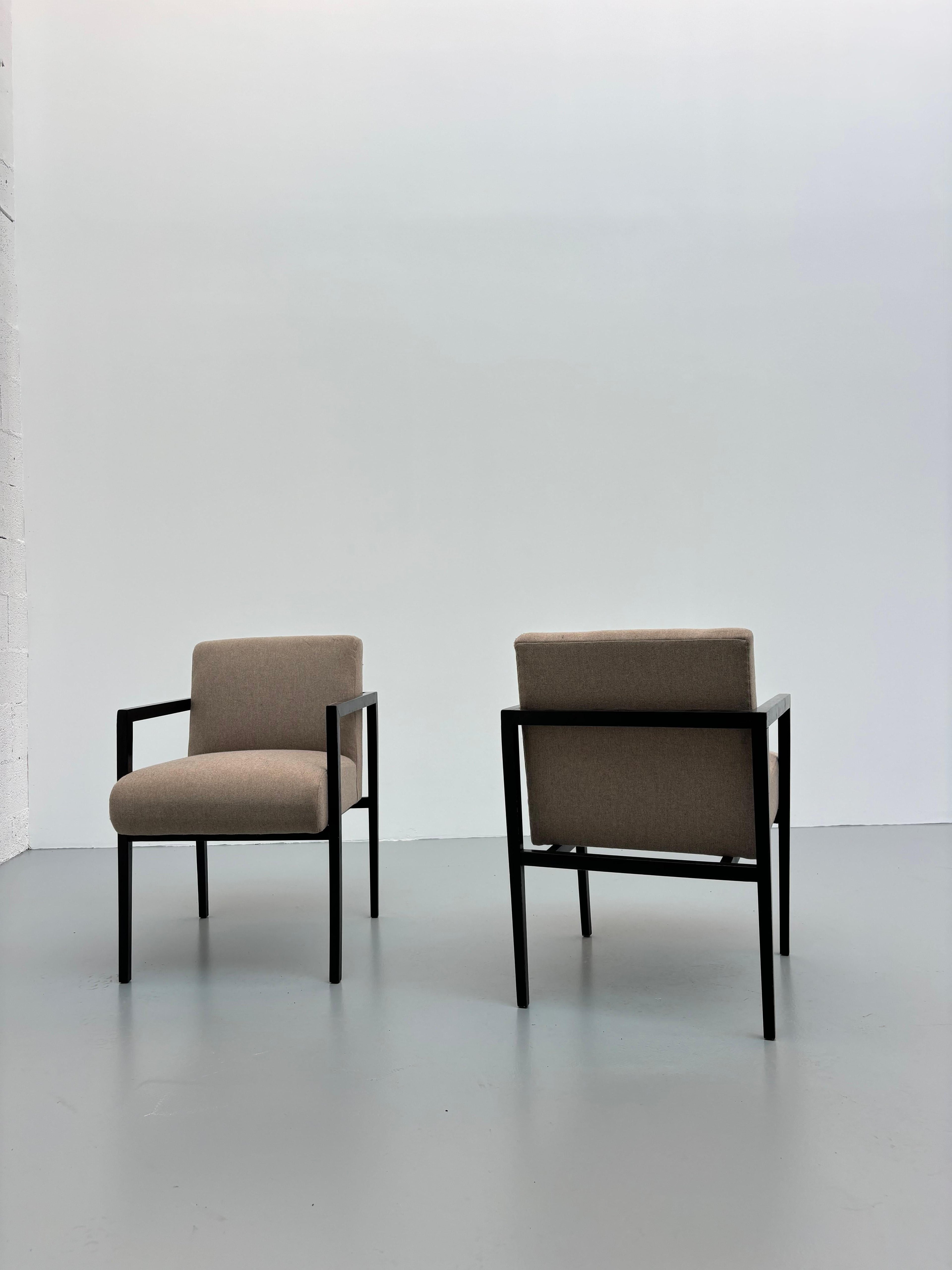 Branco & Preto armchairs model n R3