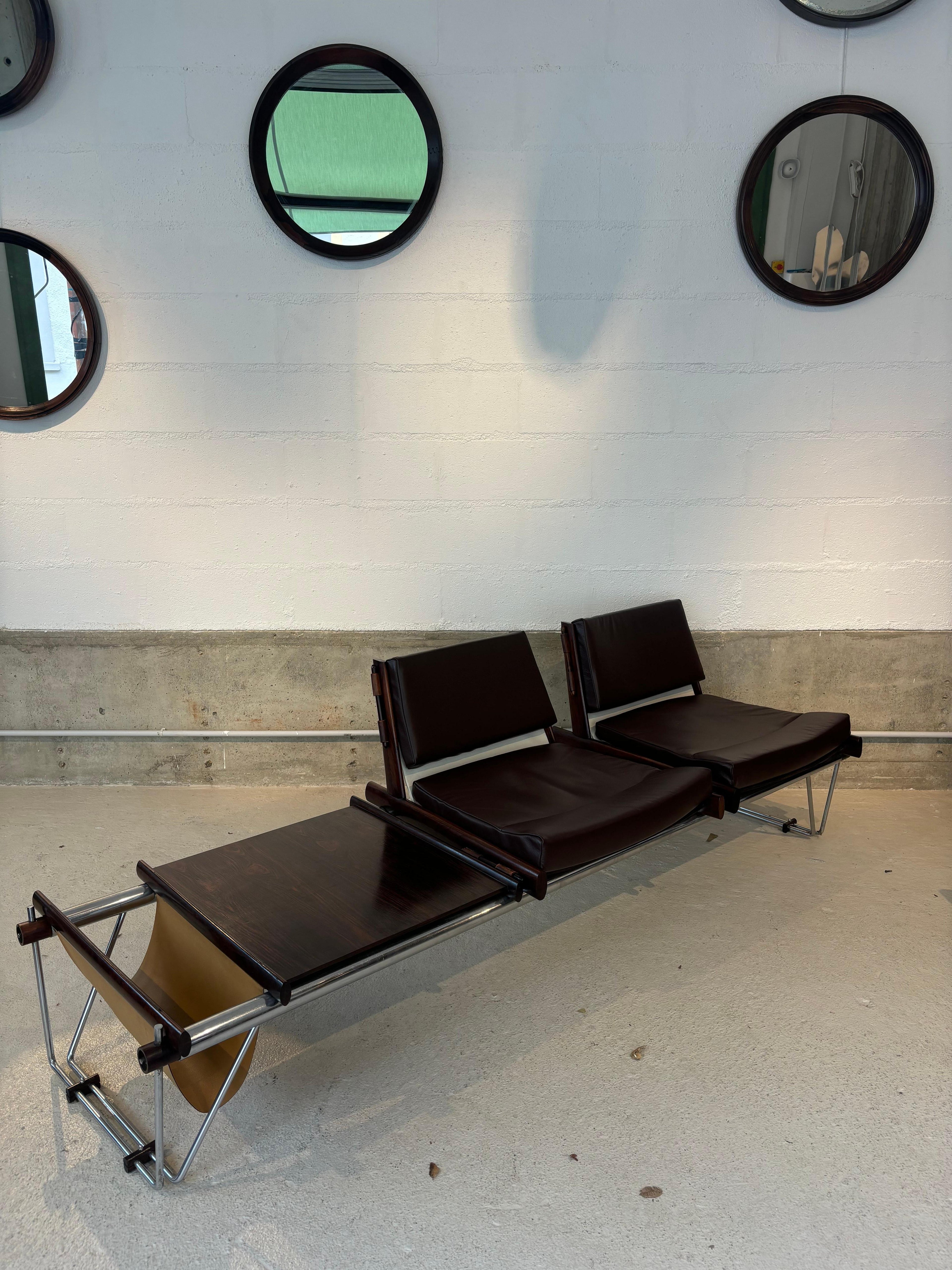 Scarce MP 123 sofa by Percival Lafer