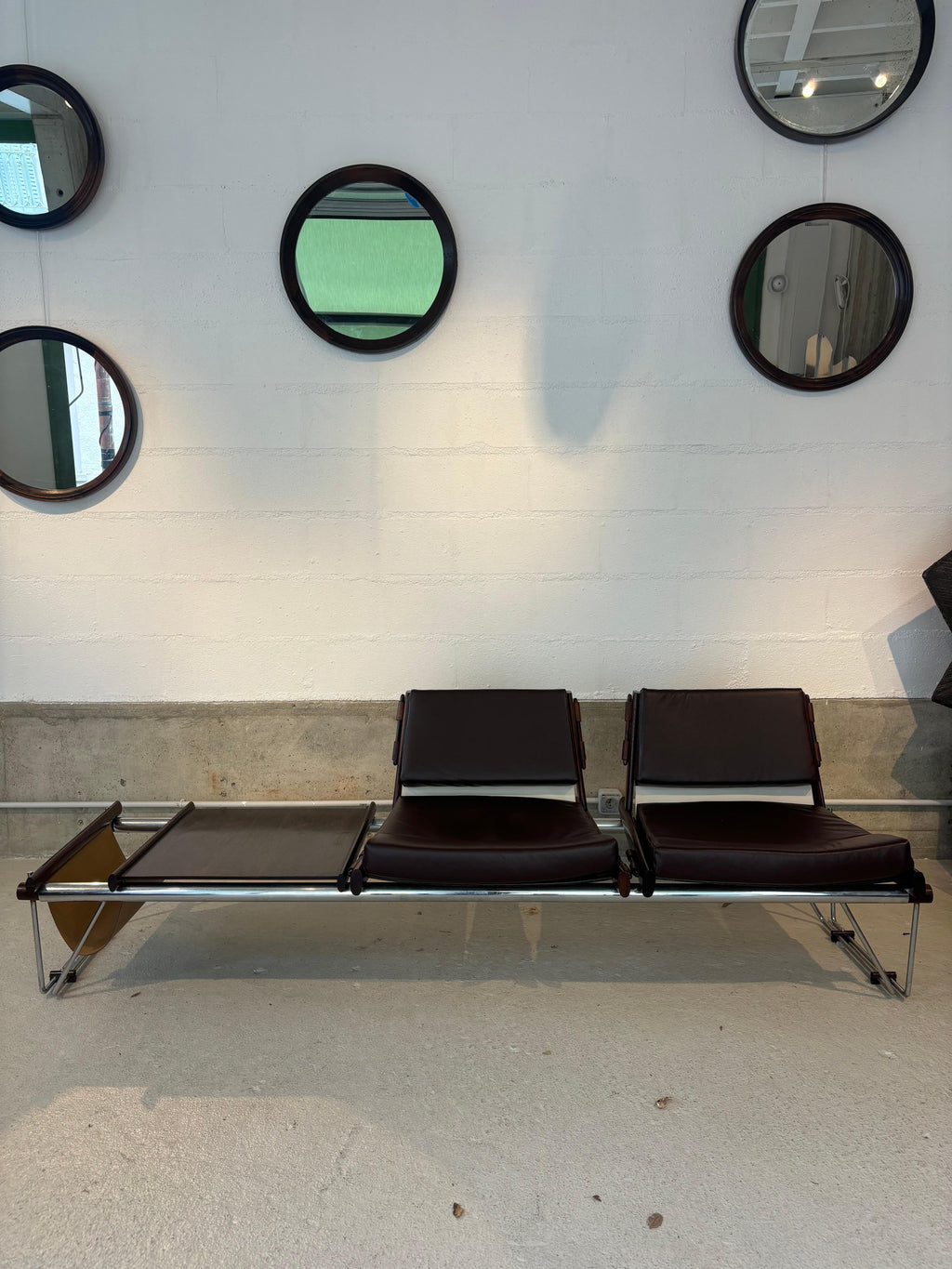 Scarce MP 123 sofa by Percival Lafer