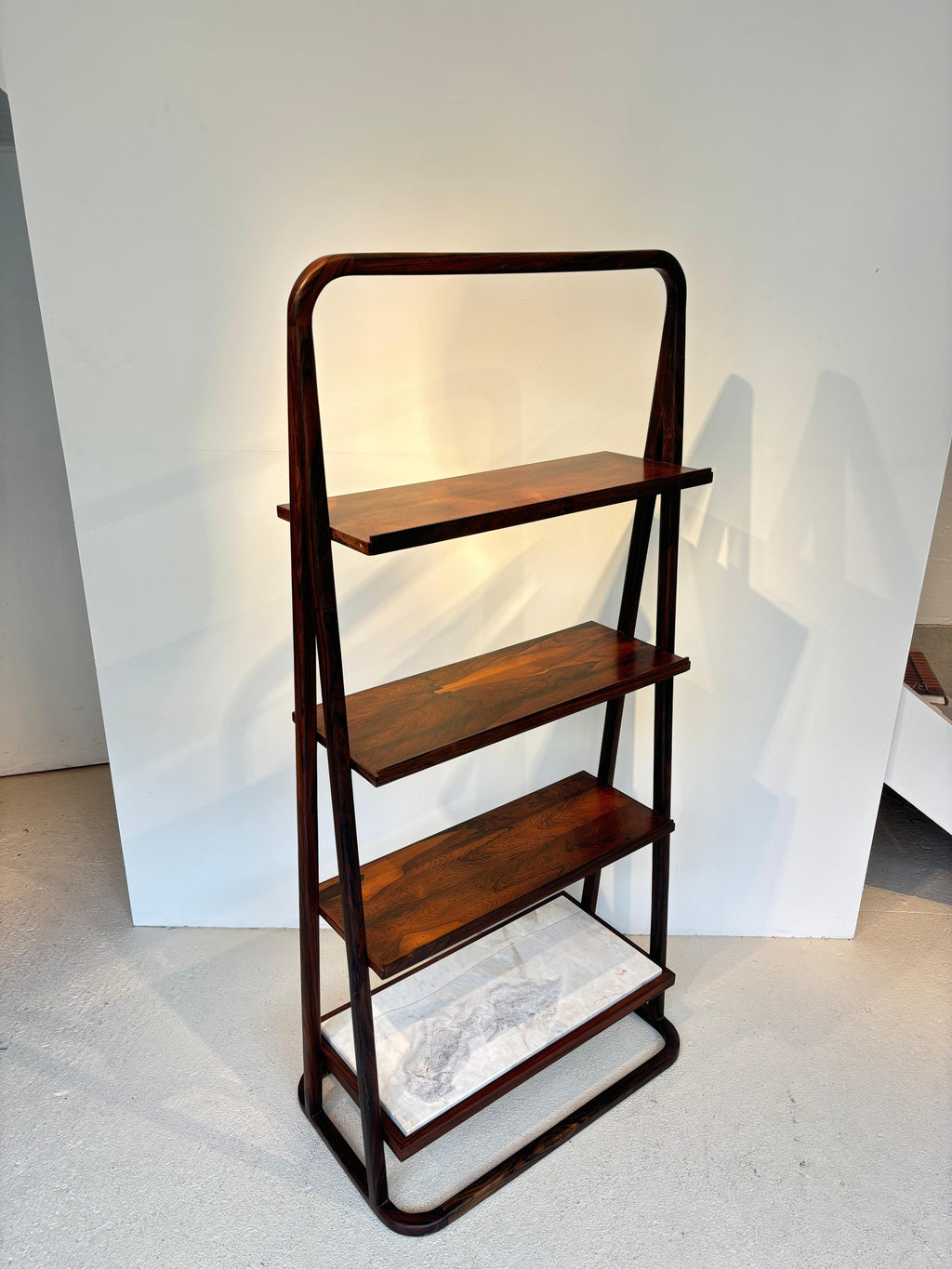 Scarce shelves by Joaquim Tenreiro
