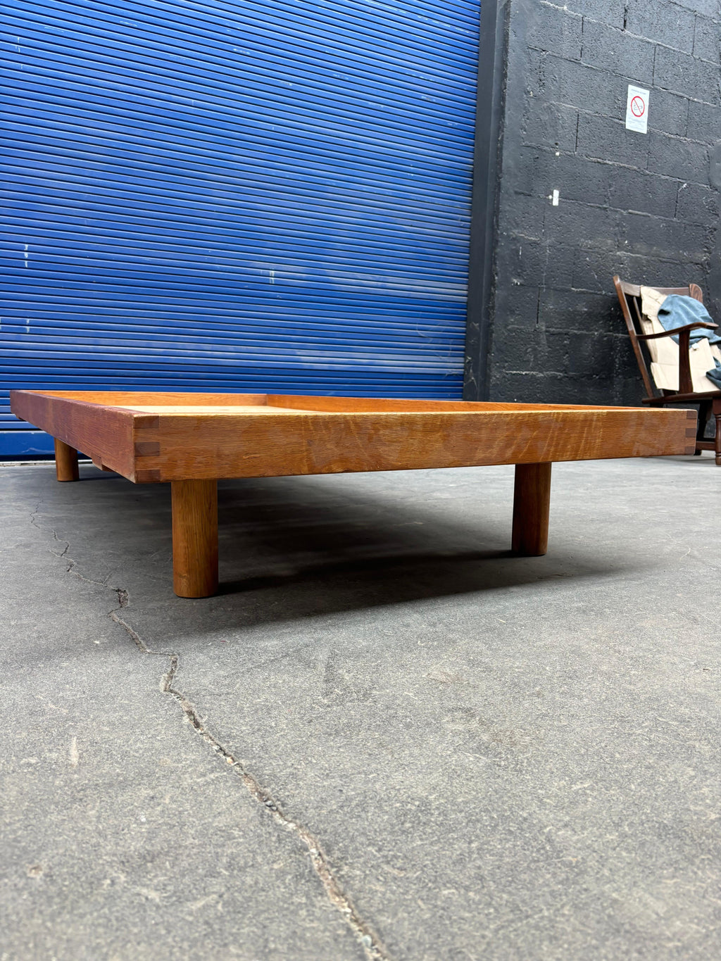 L01 or « Godot » daybed by Pierre Chapo