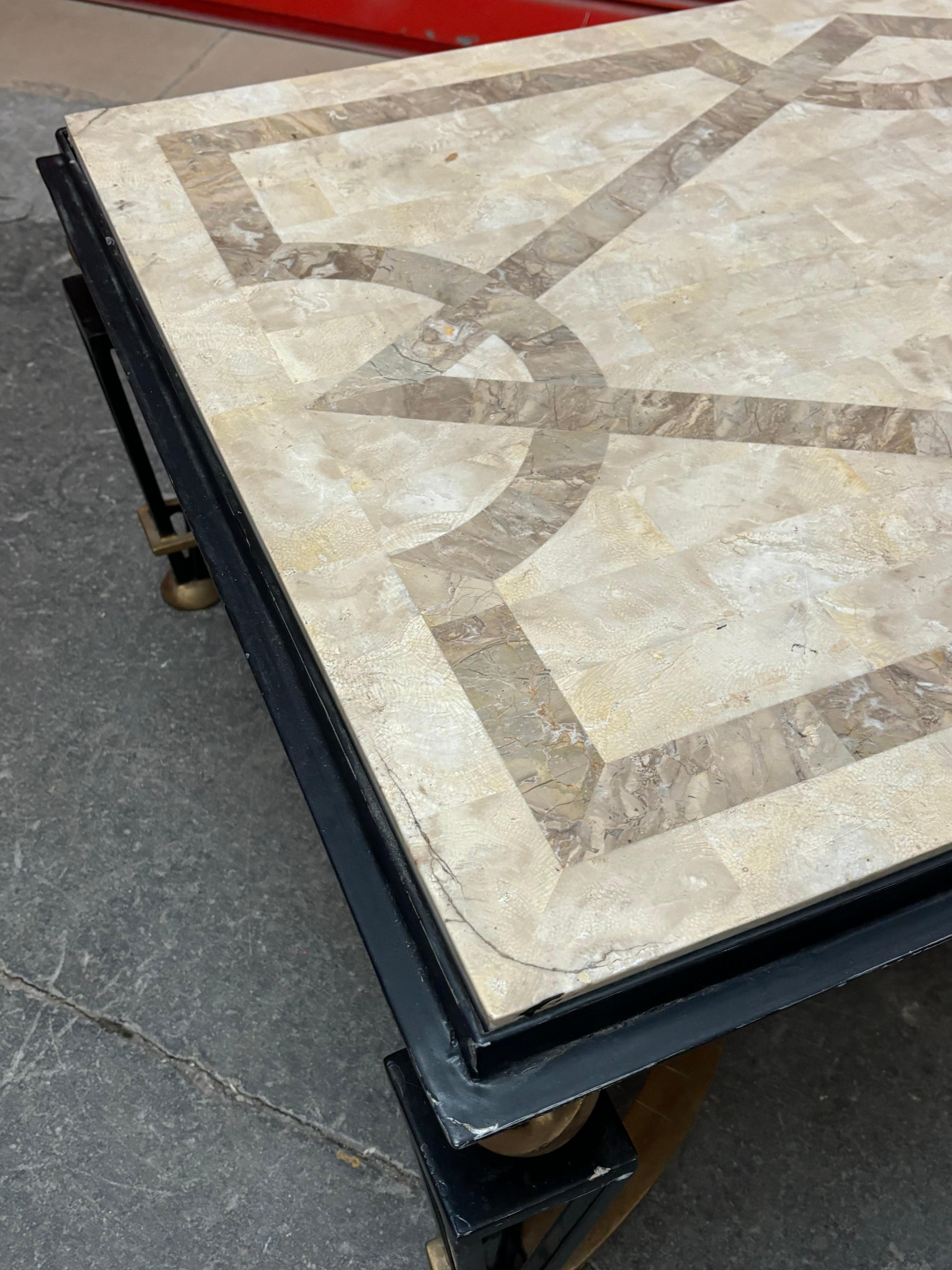 Coffee table in the style of the french 40s
