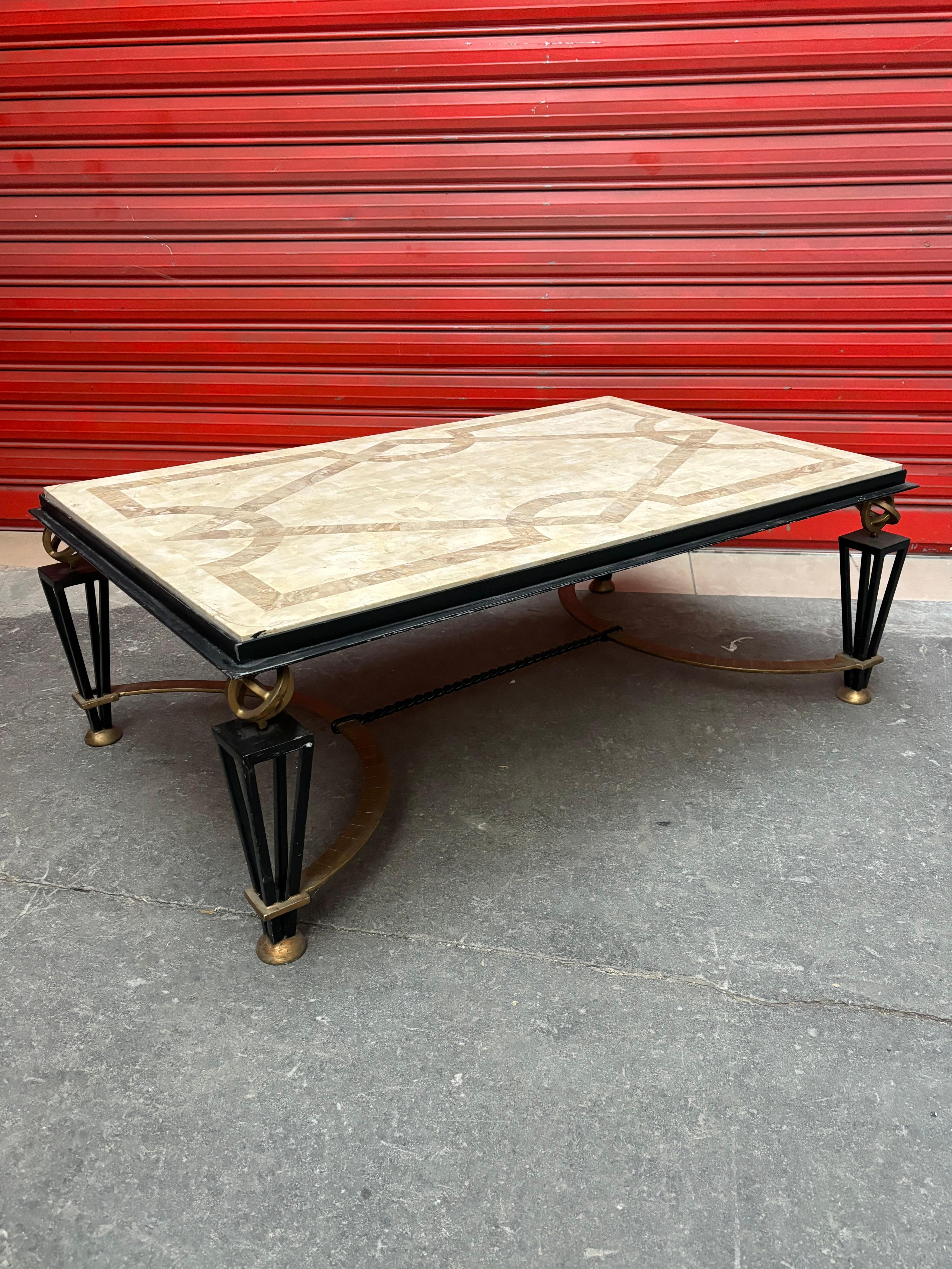 Coffee table in the style of the french 40s