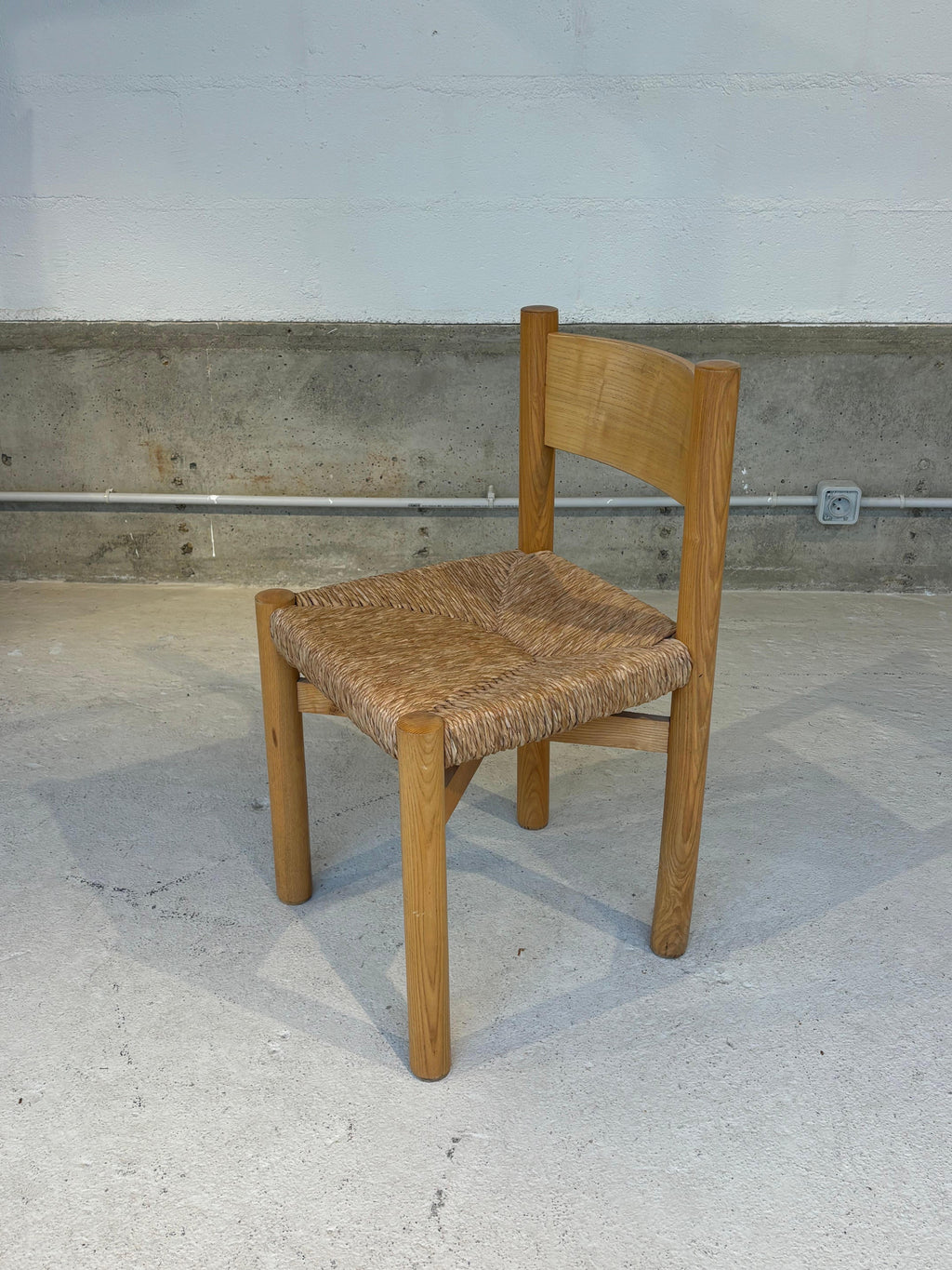 Charlotte Perriand Meribel chair