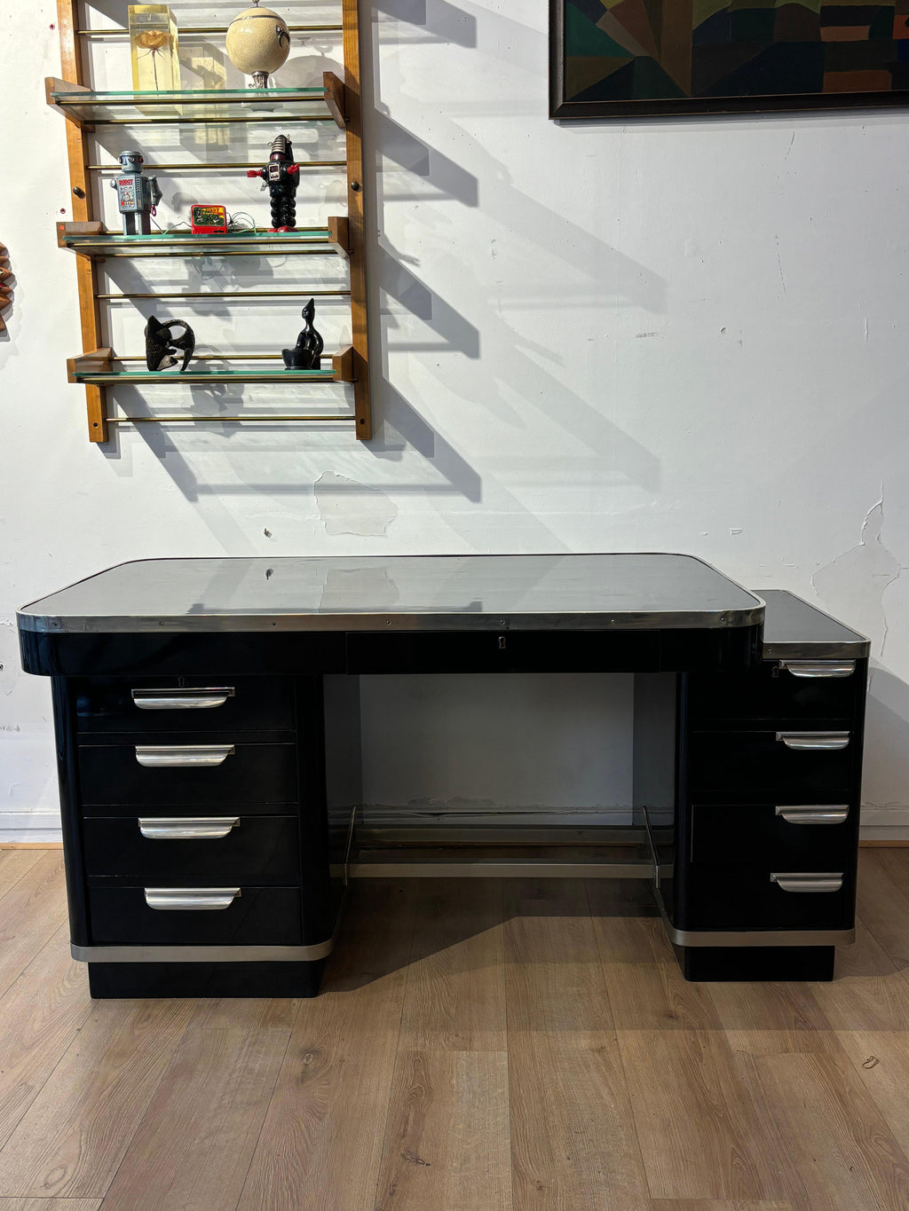 Nice modernist desk in stainless steel, lacquer wood