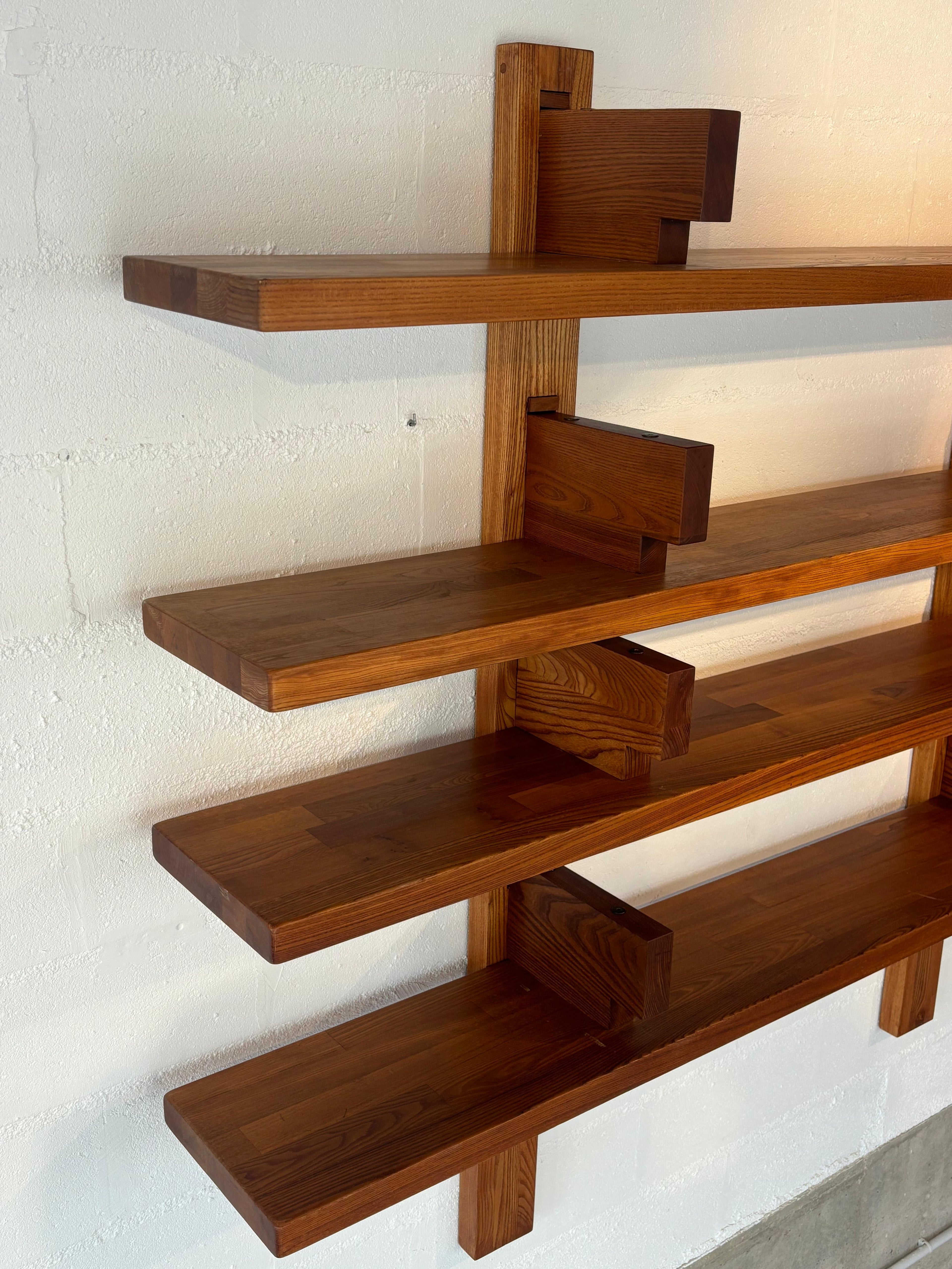 B17A bookcase by Pierre Chapo in massive elm
