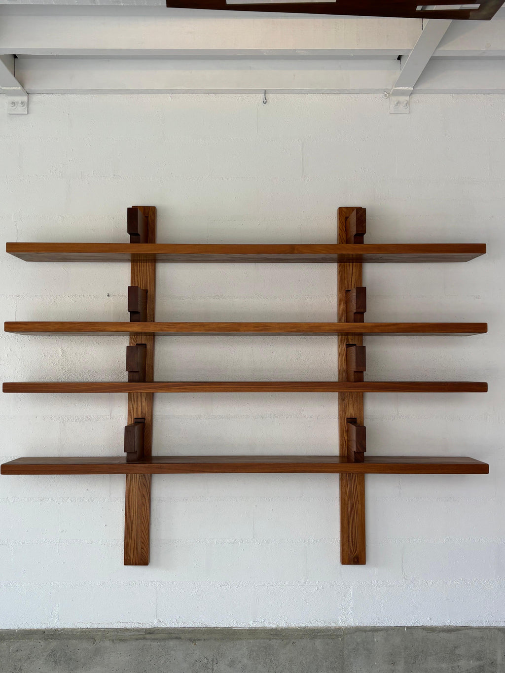 B17A bookcase by Pierre Chapo in massive elm