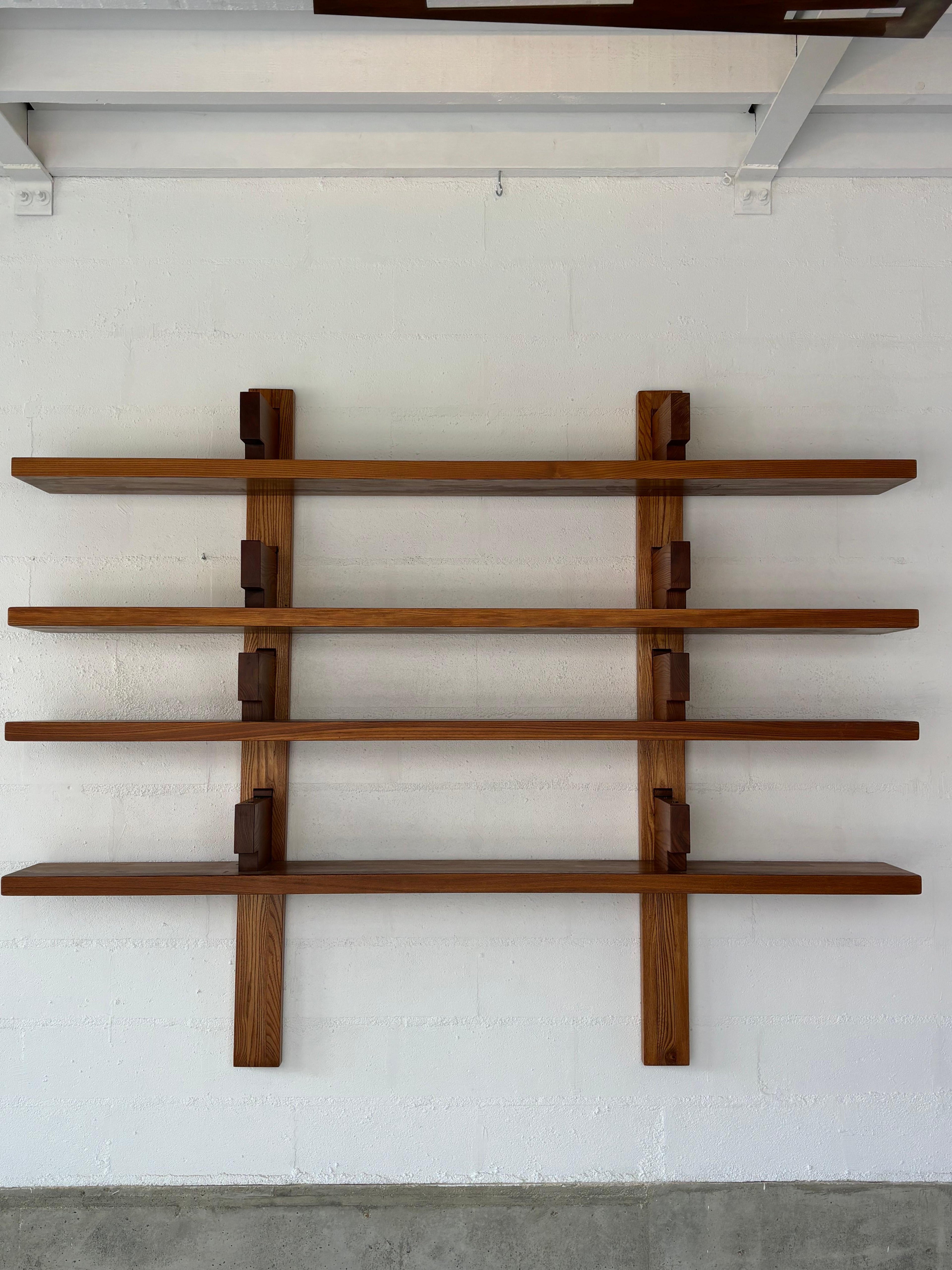 B17A bookcase by Pierre Chapo in massive elm