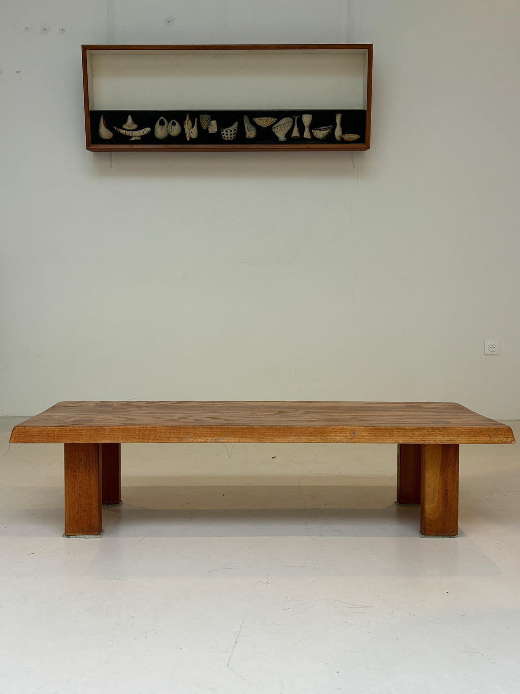 Coffee table : « T08 » by Pierre Chapo circa 1970