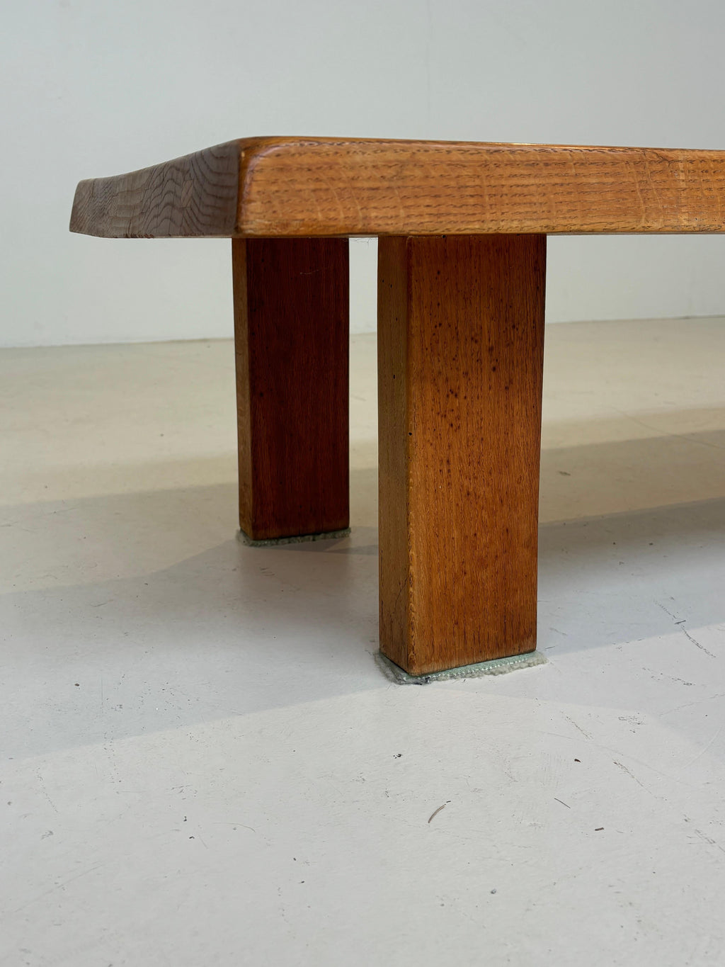 Coffee table : « T08 » by Pierre Chapo circa 1970
