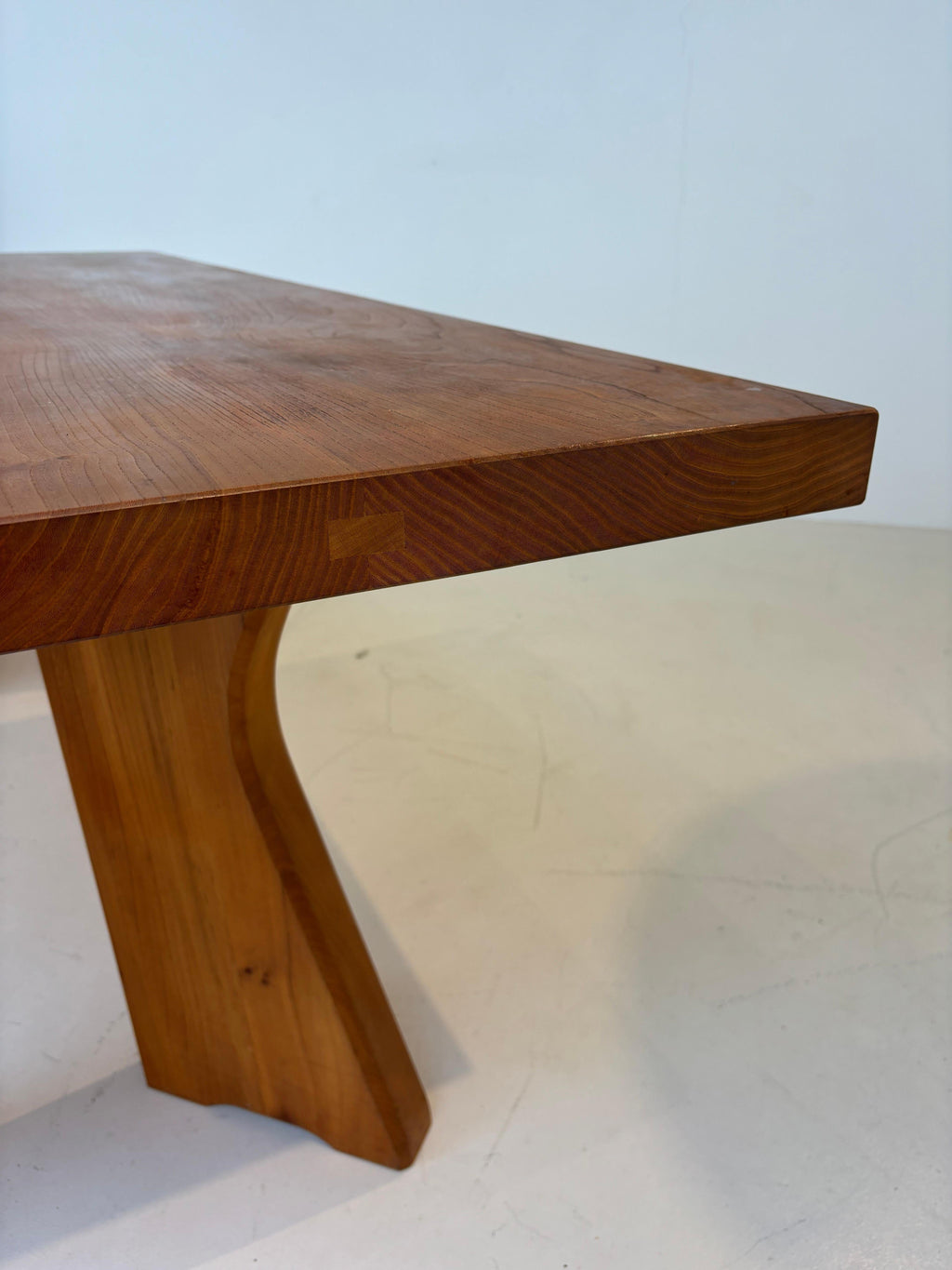 Beautiful Claude Demoyen dining table