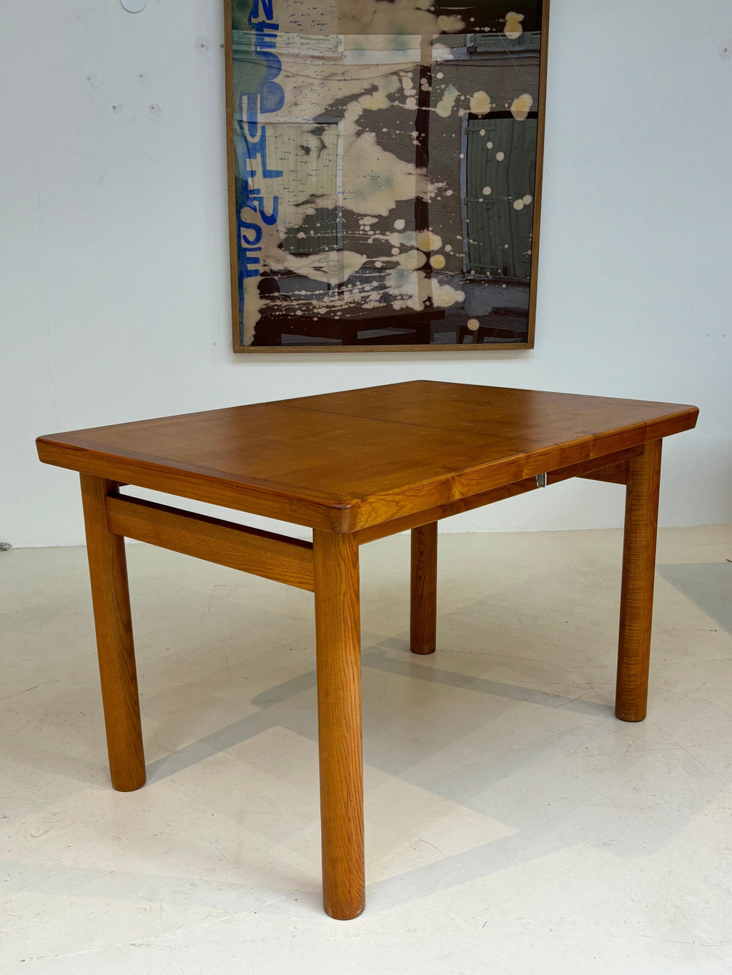 Extensible Dordogne dining table by Robert Sentou