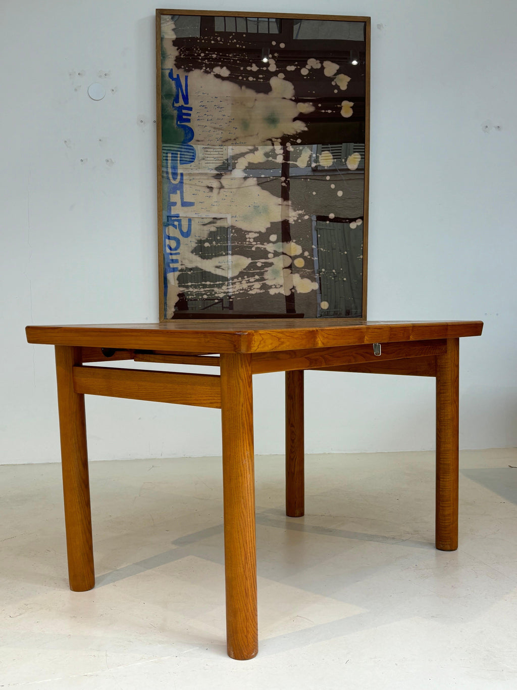 Extensible Dordogne dining table by Robert Sentou