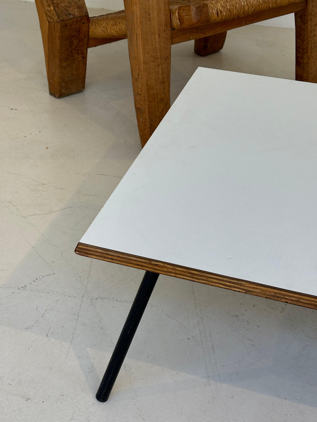 Low table : «506 » by Charlotte Perriand circa 1953