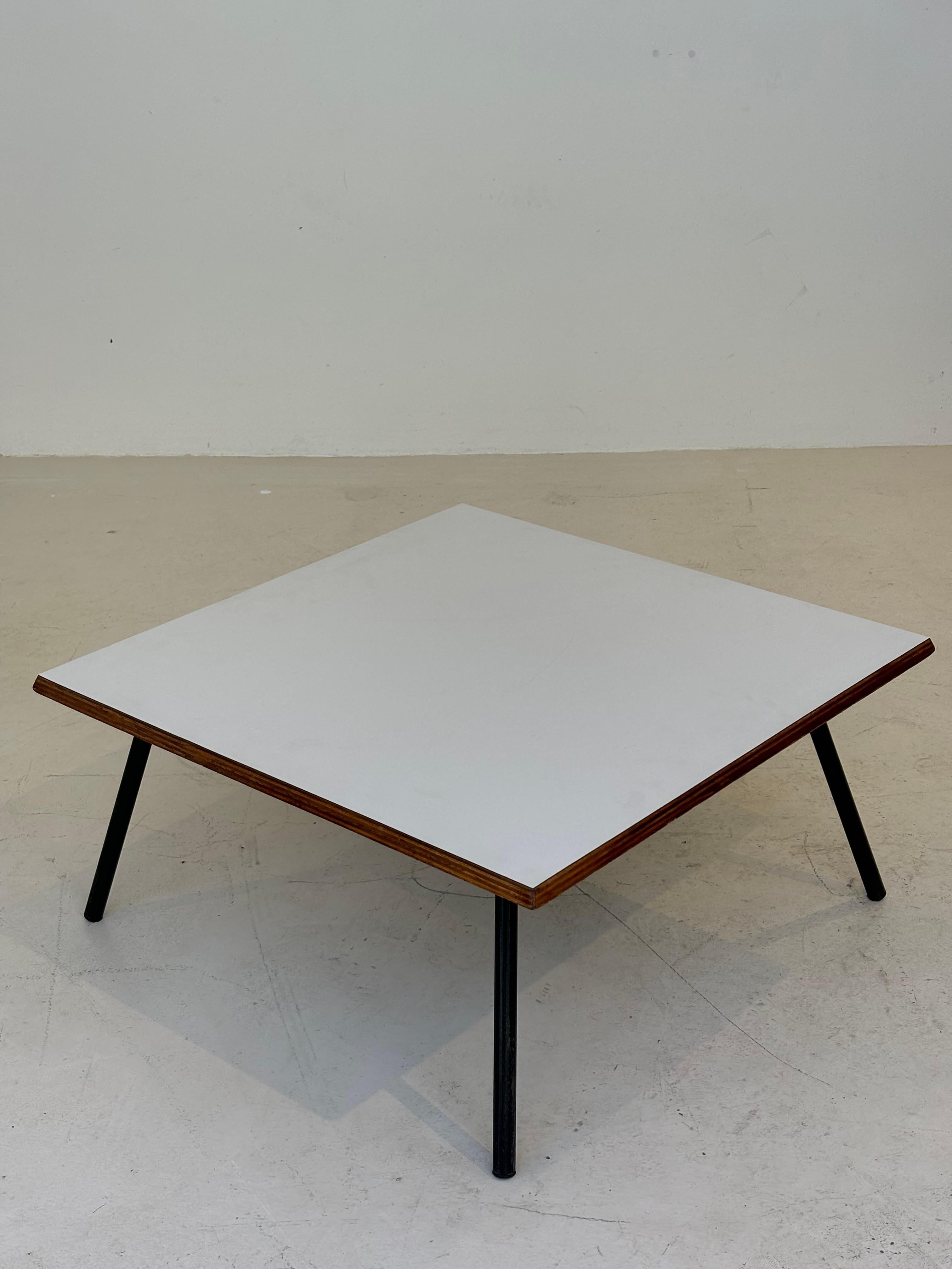 Low table : «506 » by Charlotte Perriand circa 1953