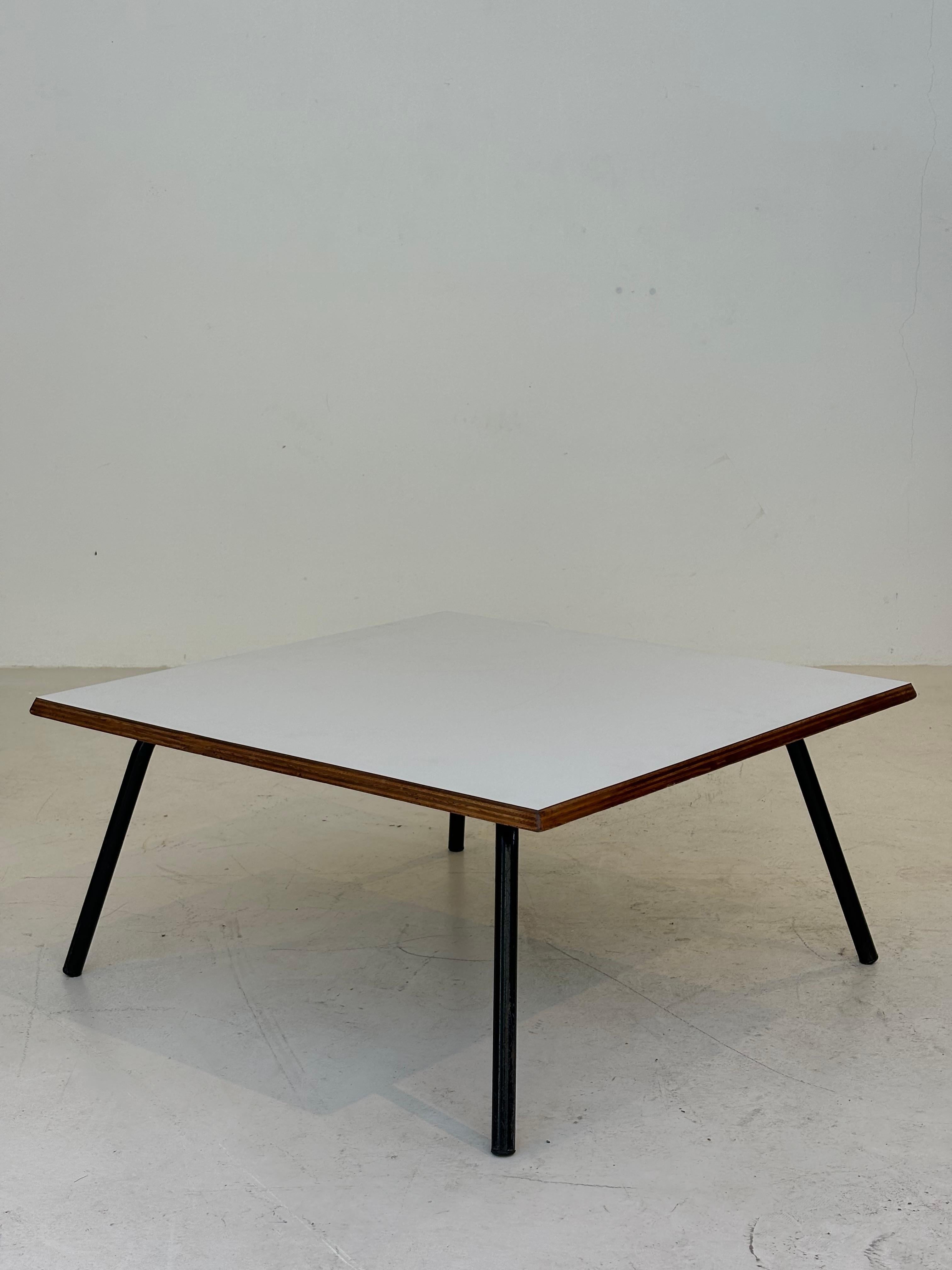 Low table : «506 » by Charlotte Perriand circa 1953