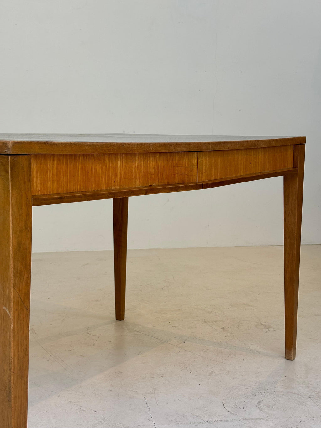 Nice 1940 french desk attributed to Maxime Old