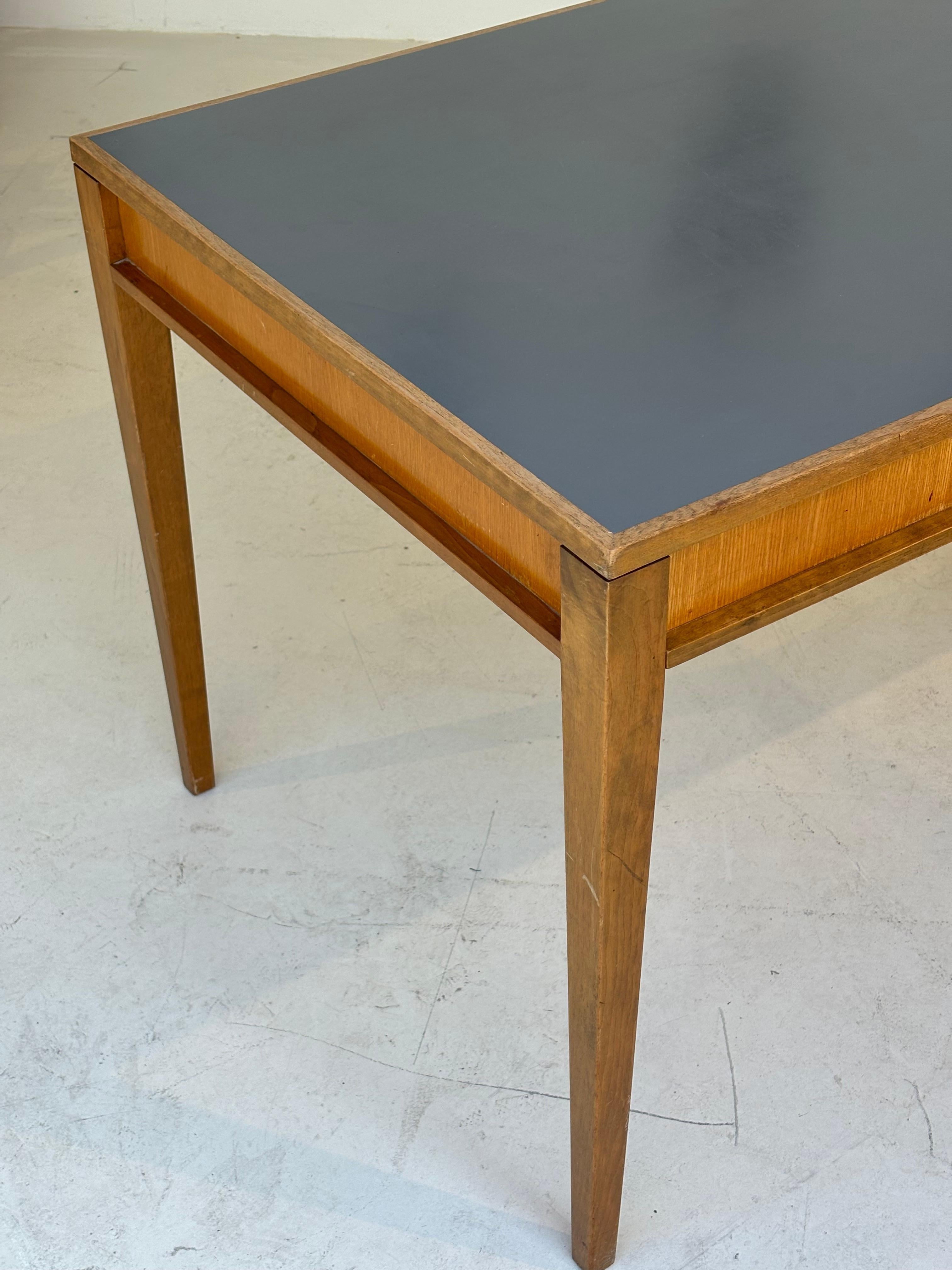 Nice 1940 french desk attributed to Maxime Old