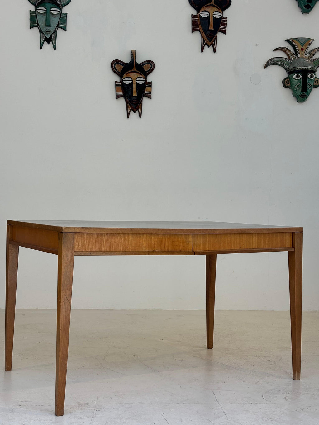 Nice 1940 french desk attributed to Maxime Old