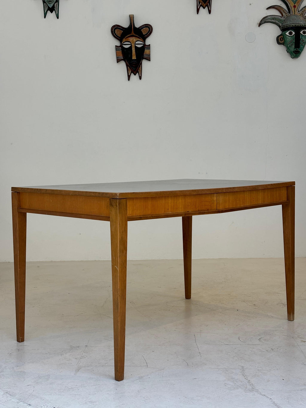 Nice 1940 french desk attributed to Maxime Old