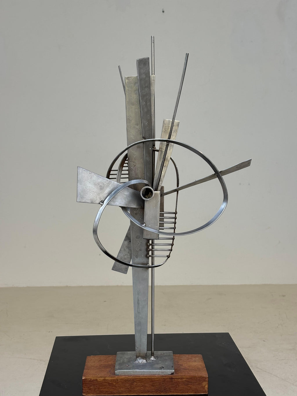 Beautiful sculpture by Alain Douillard