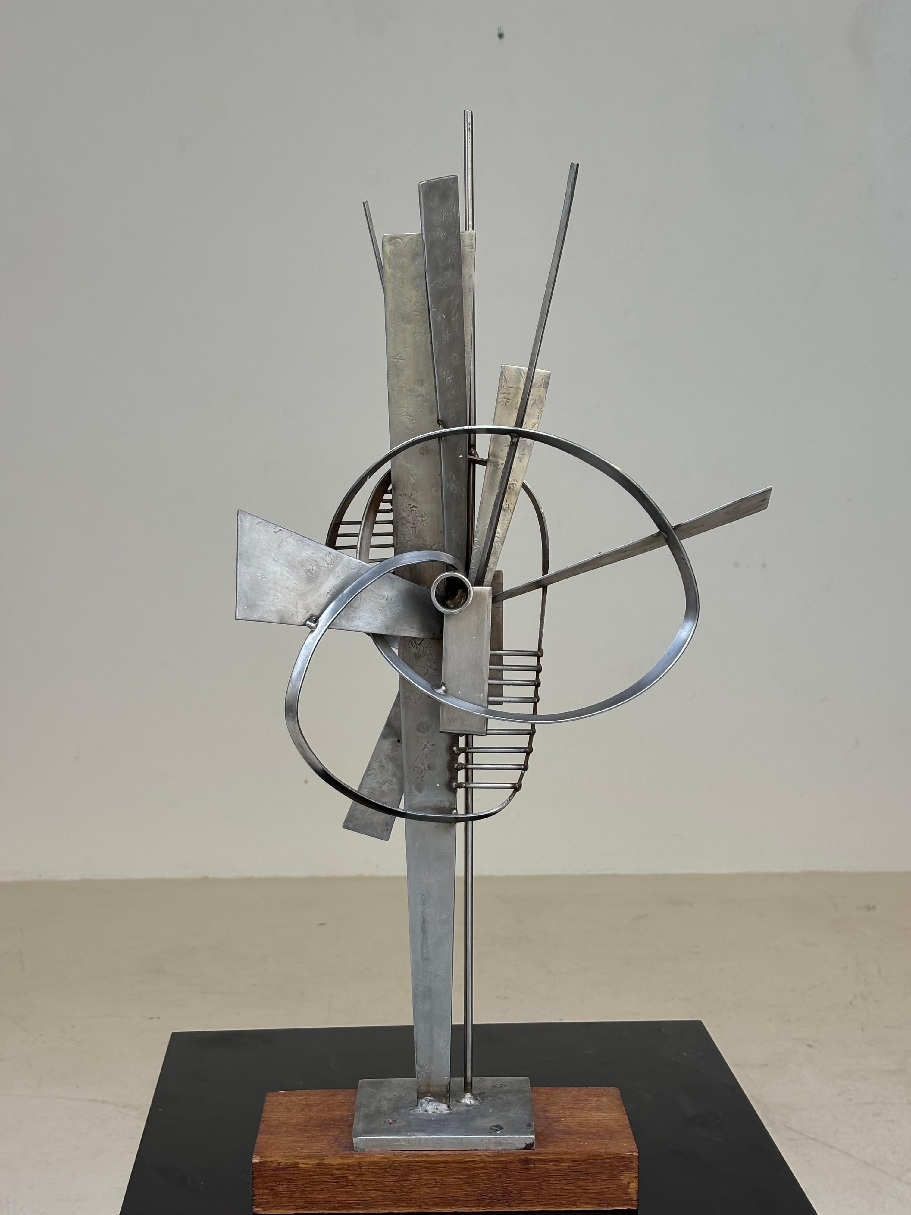Beautiful sculpture by Alain Douillard
