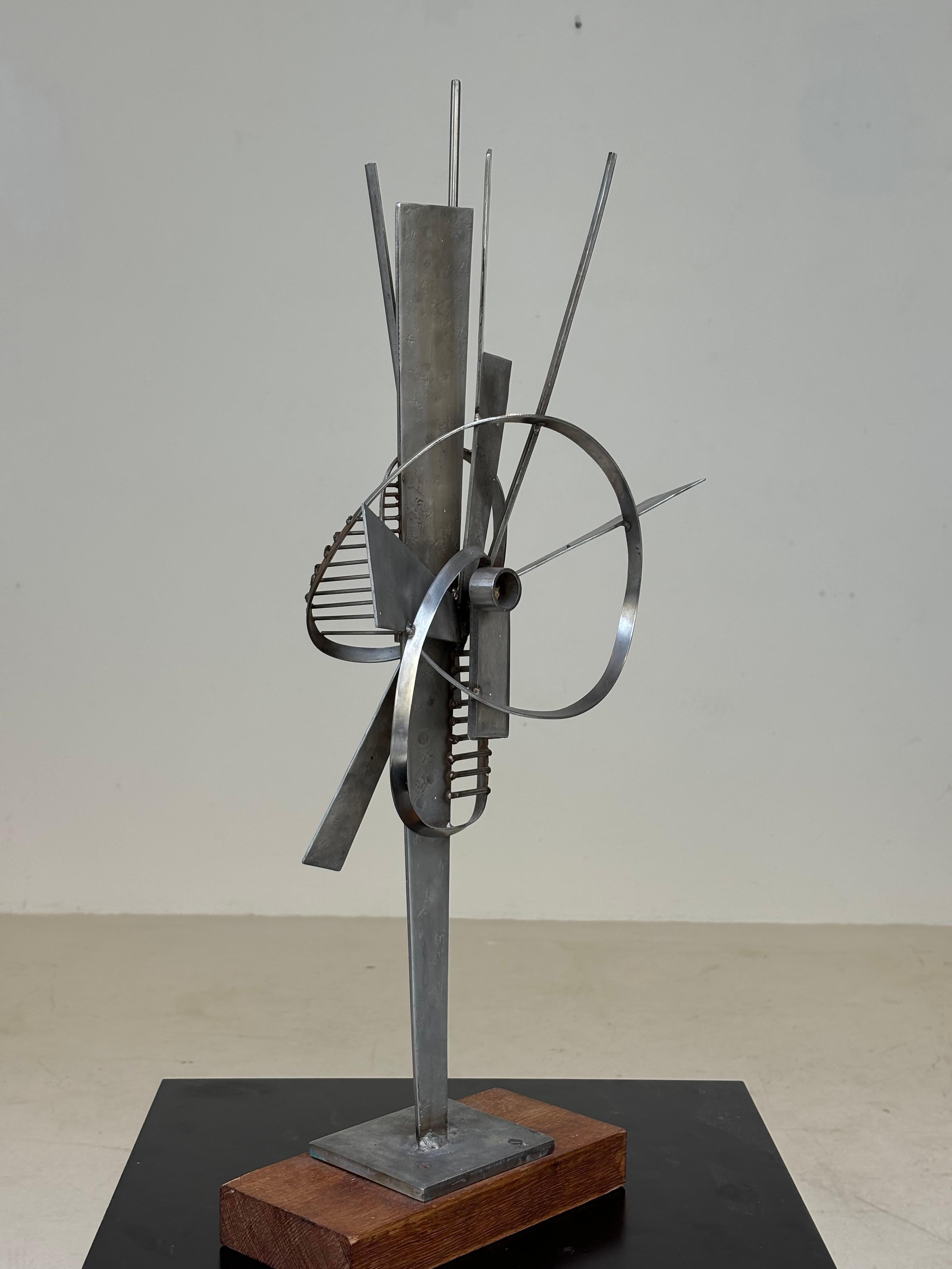 Beautiful sculpture by Alain Douillard