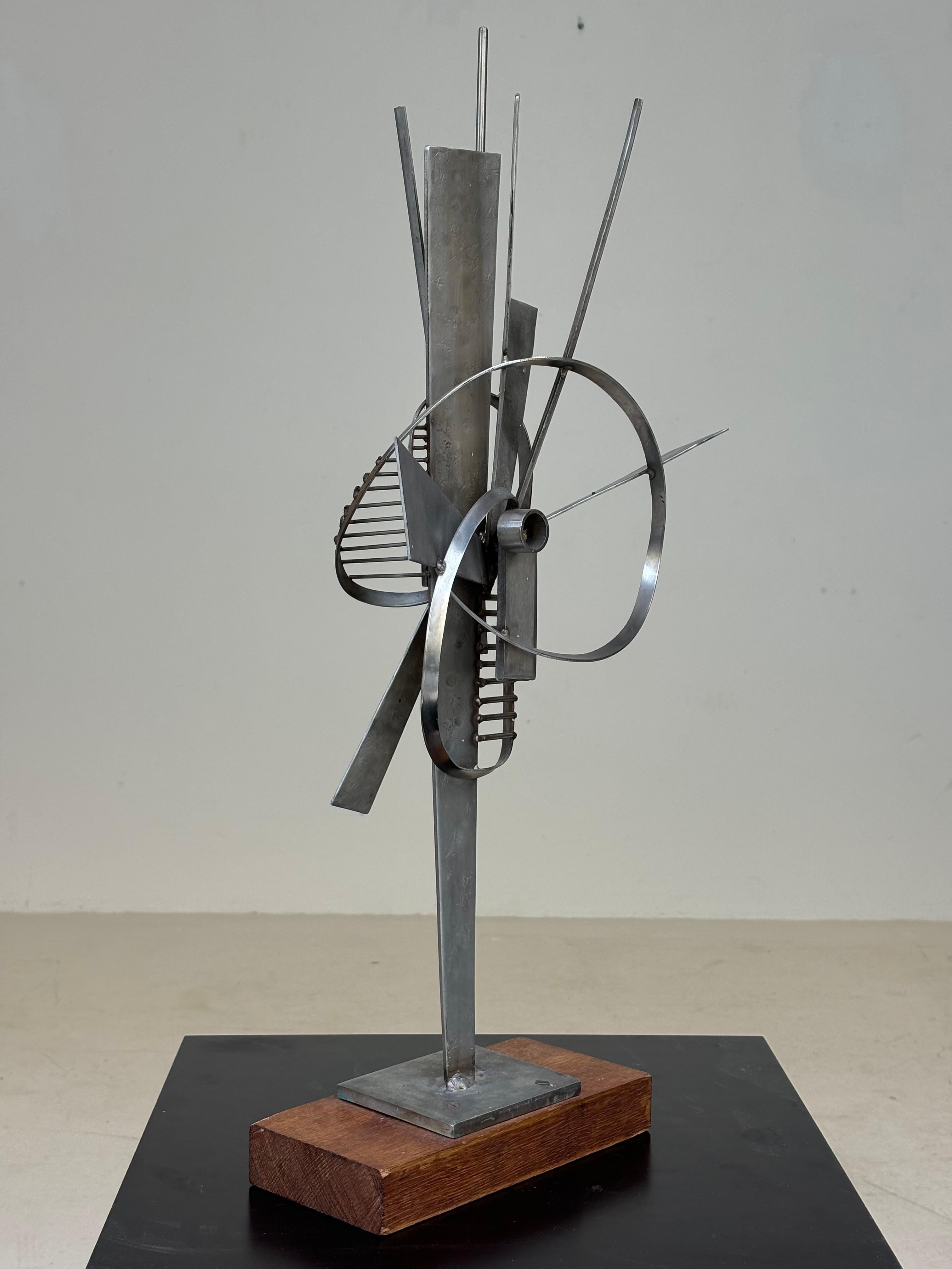 Beautiful sculpture by Alain Douillard