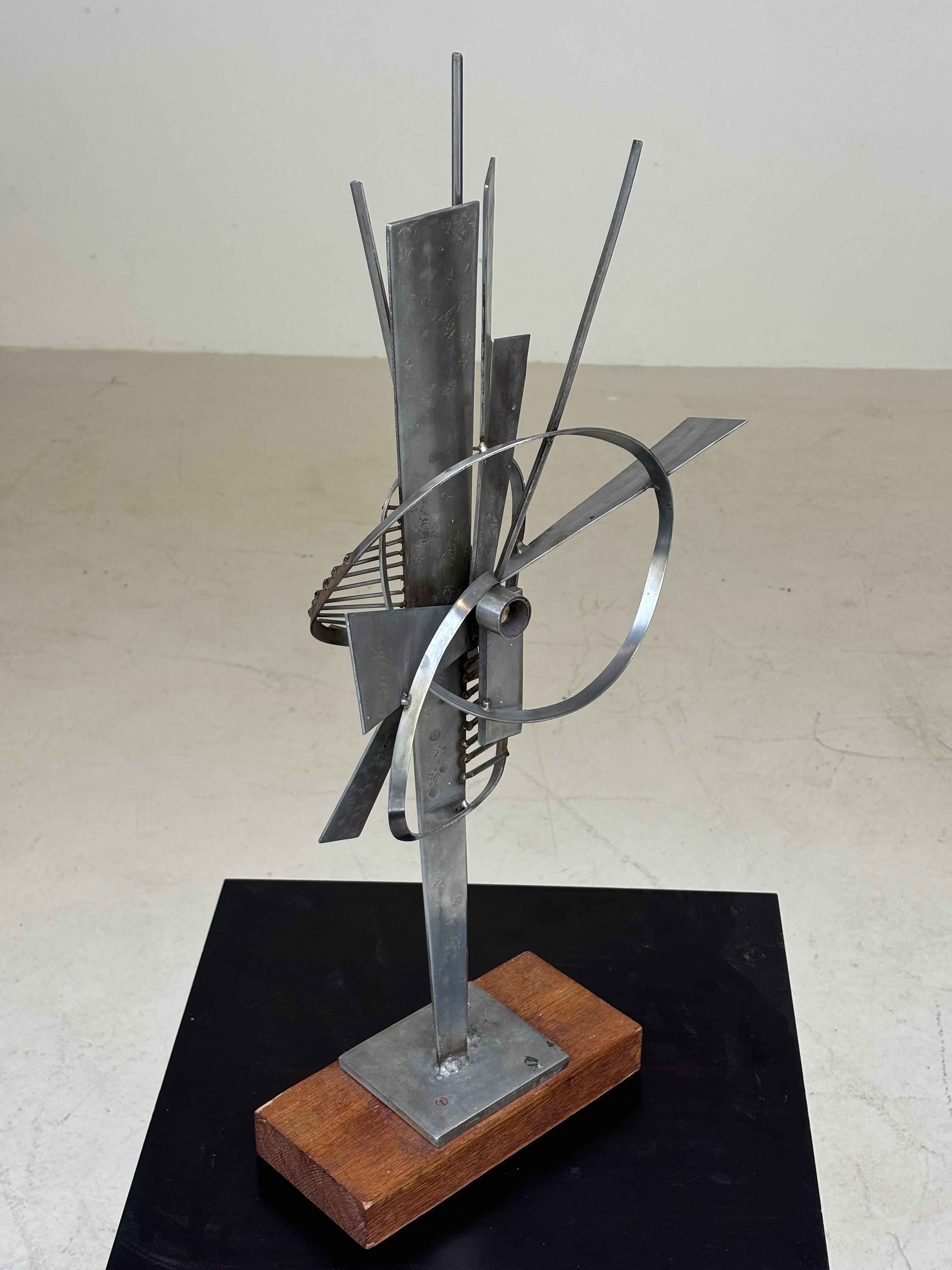 Beautiful sculpture by Alain Douillard