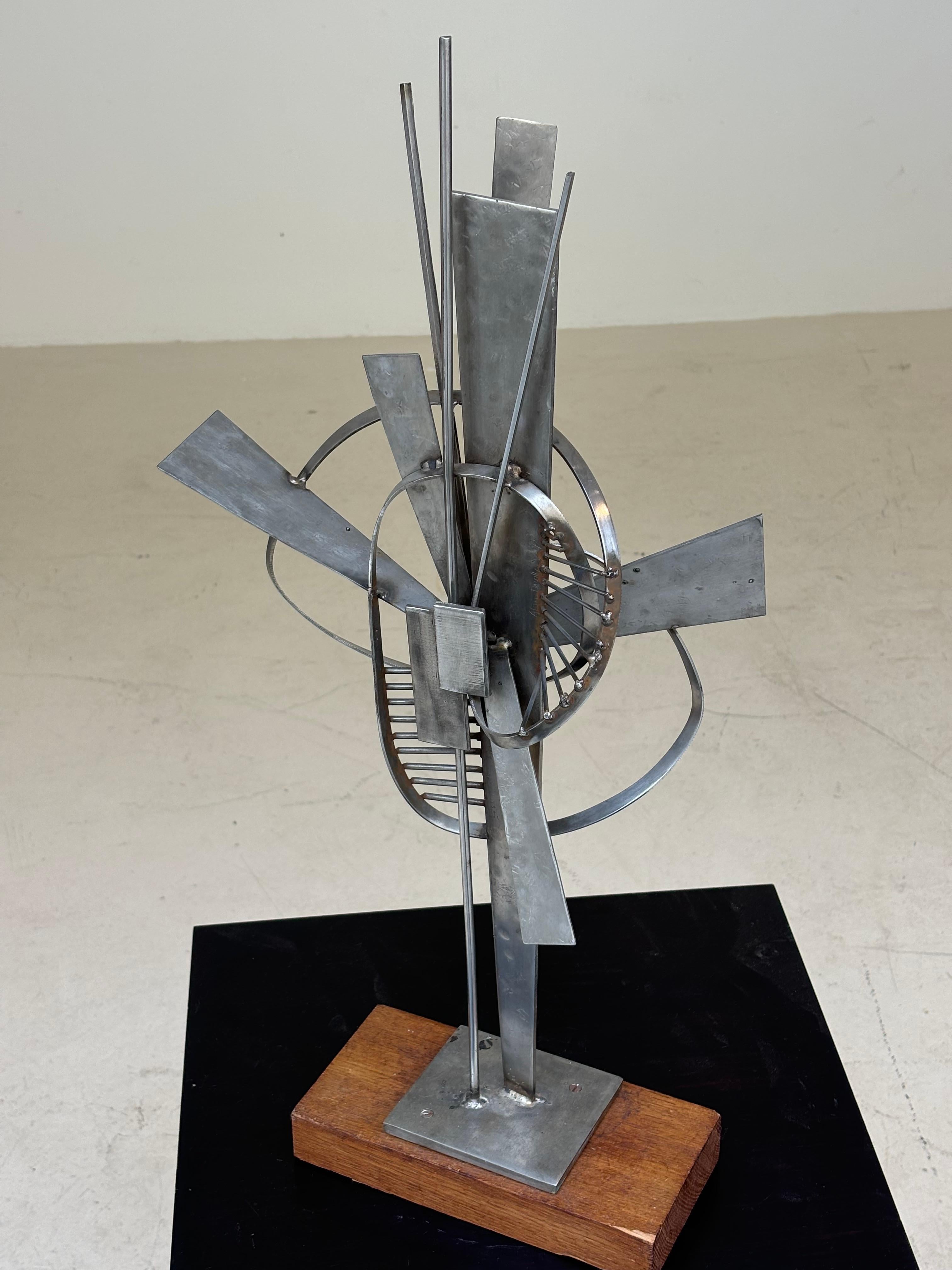 Beautiful sculpture by Alain Douillard