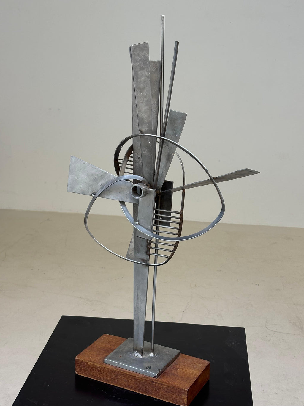 Beautiful sculpture by Alain Douillard