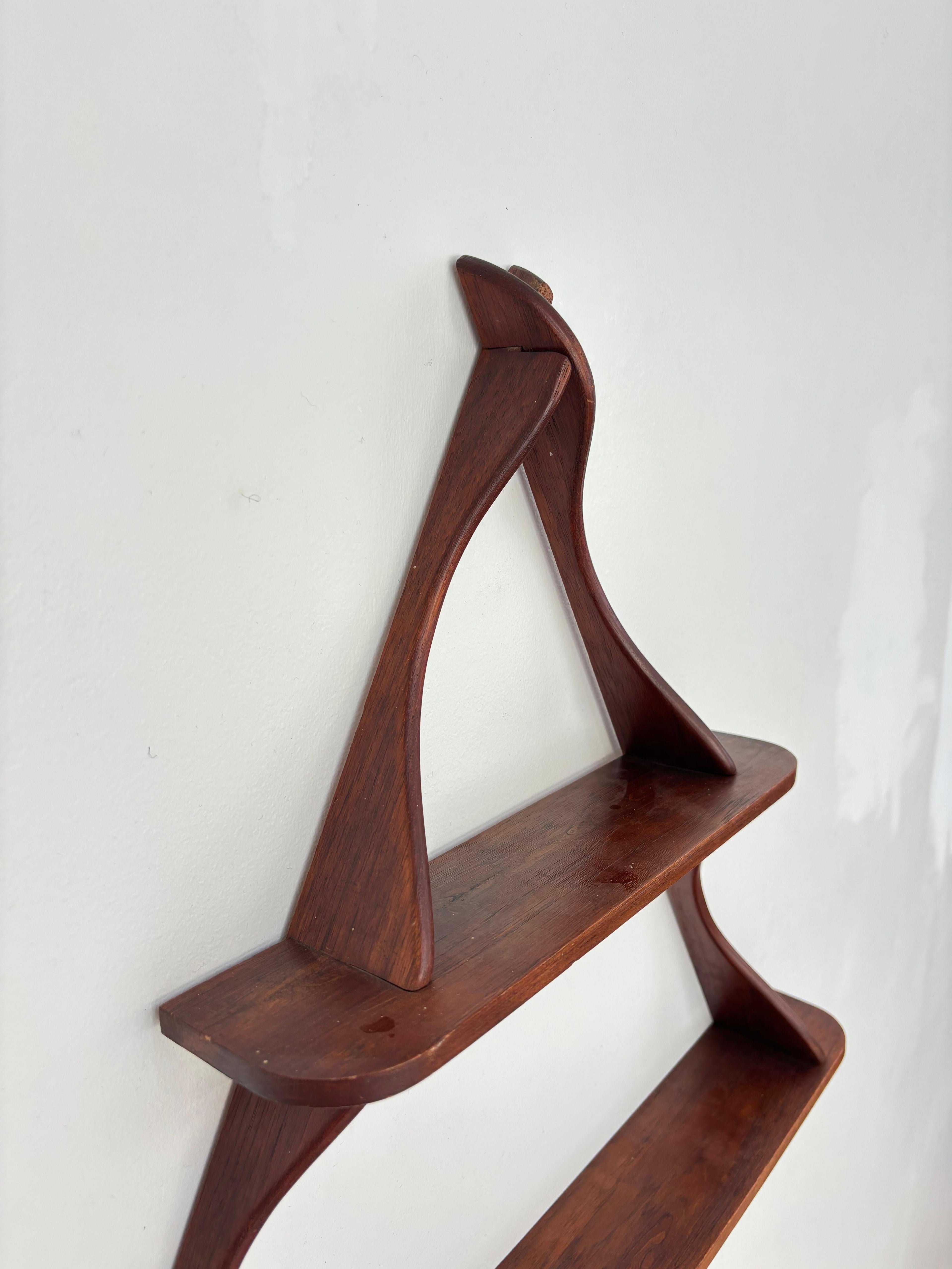 Beautiful shelve attributed to Peder Moos