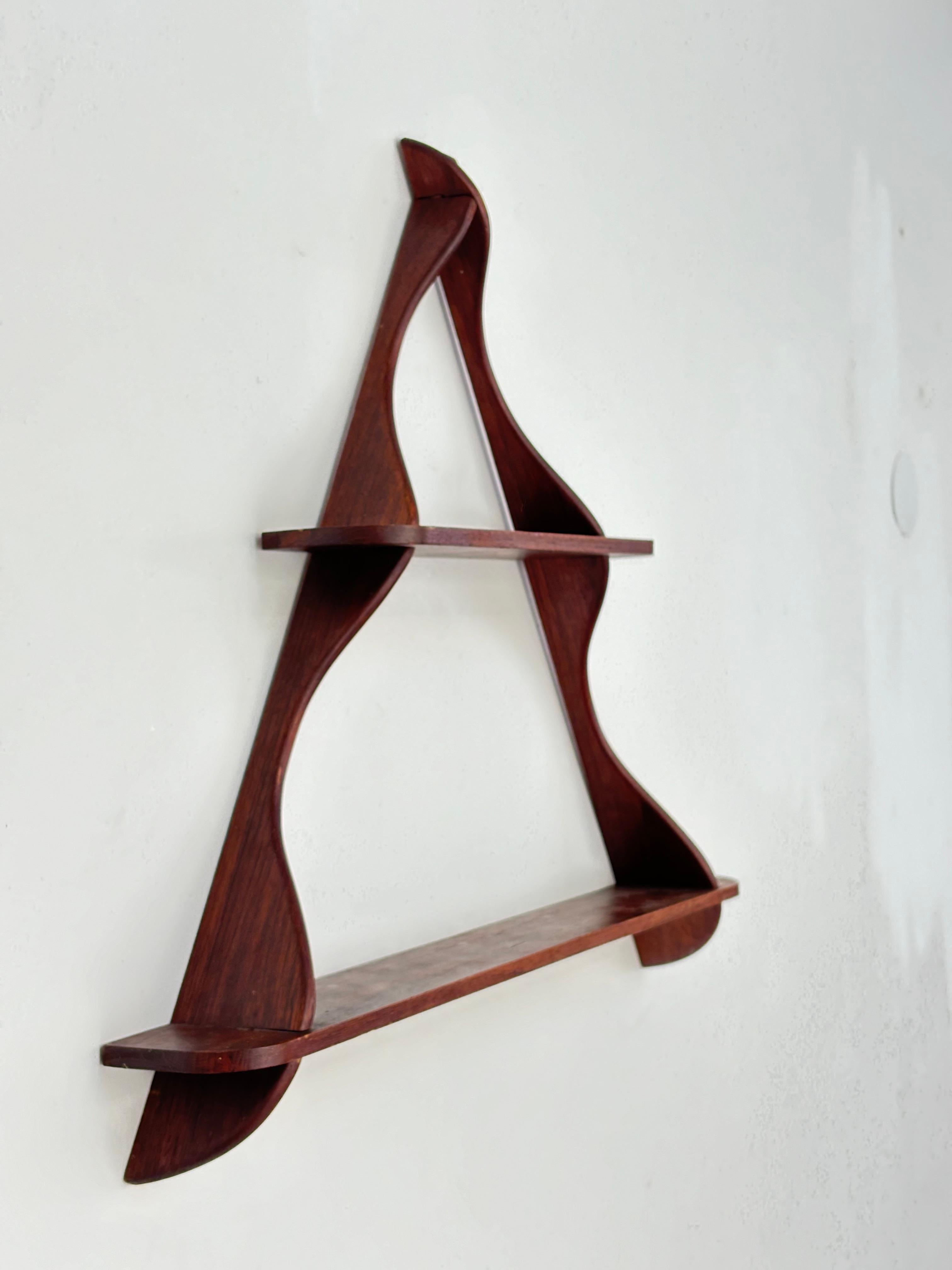 Beautiful shelve attributed to Peder Moos