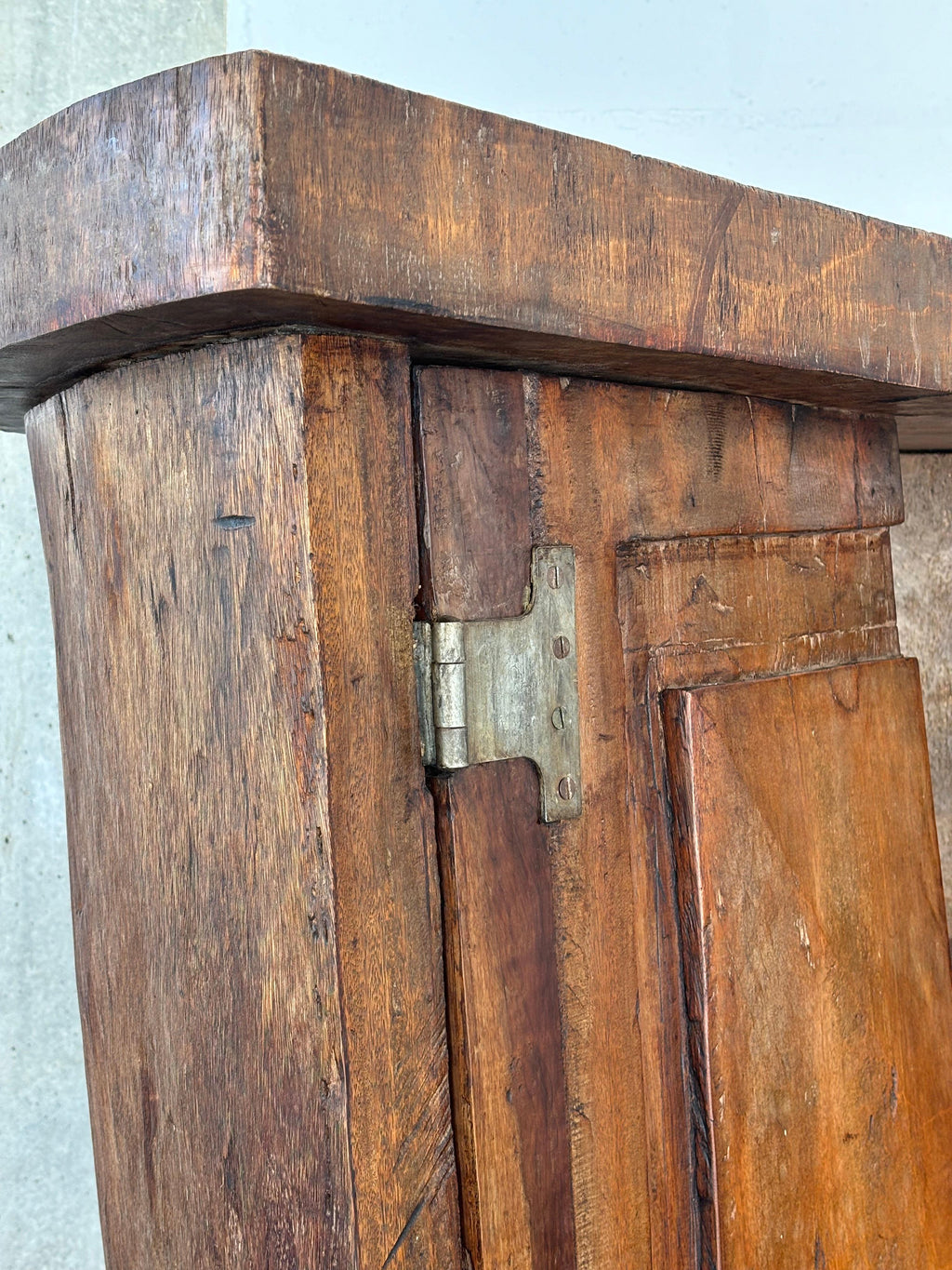 Rarissime armoire de Zanine Caldas, pièce unique