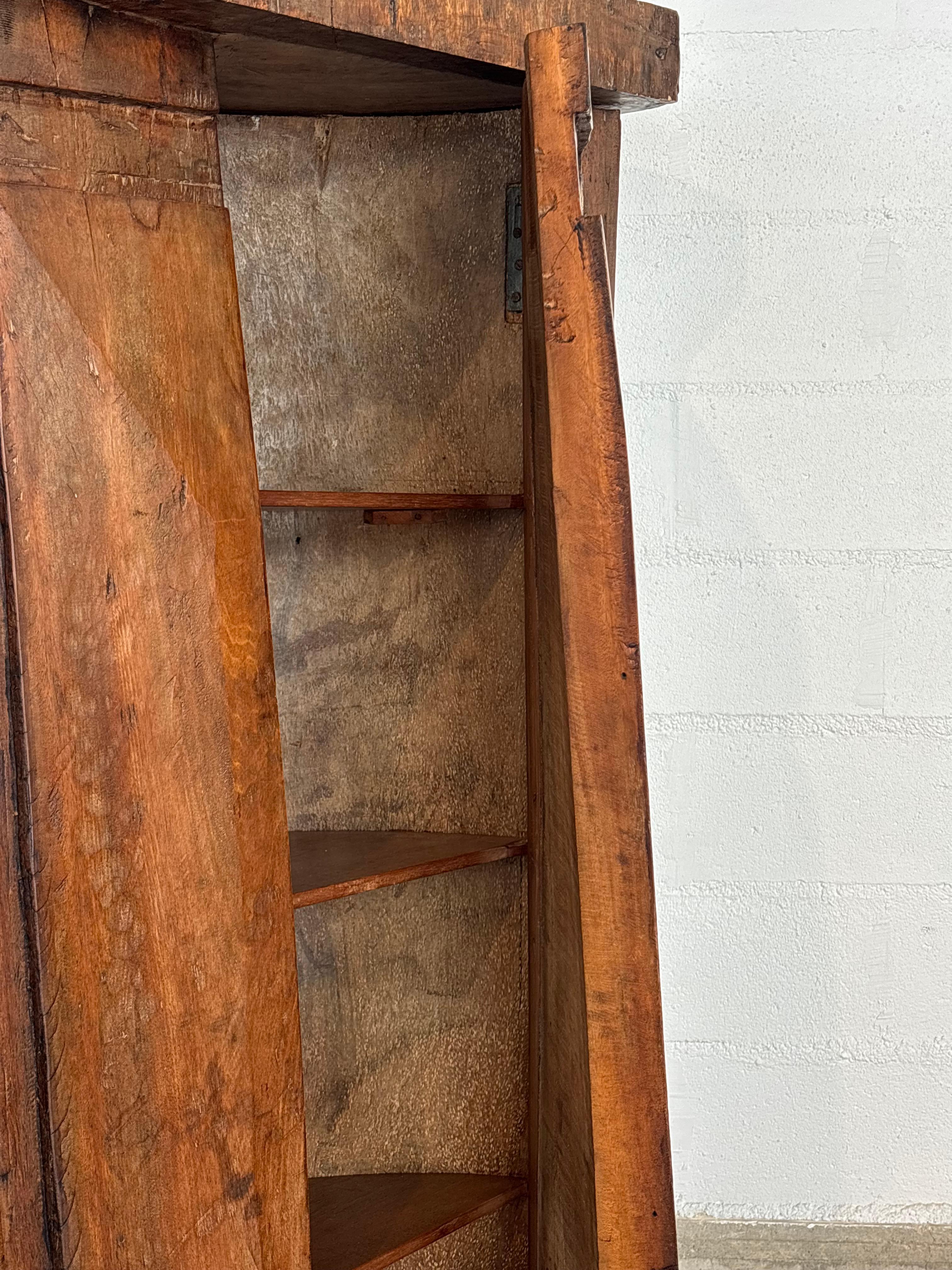 Rarissime armoire de Zanine Caldas, pièce unique