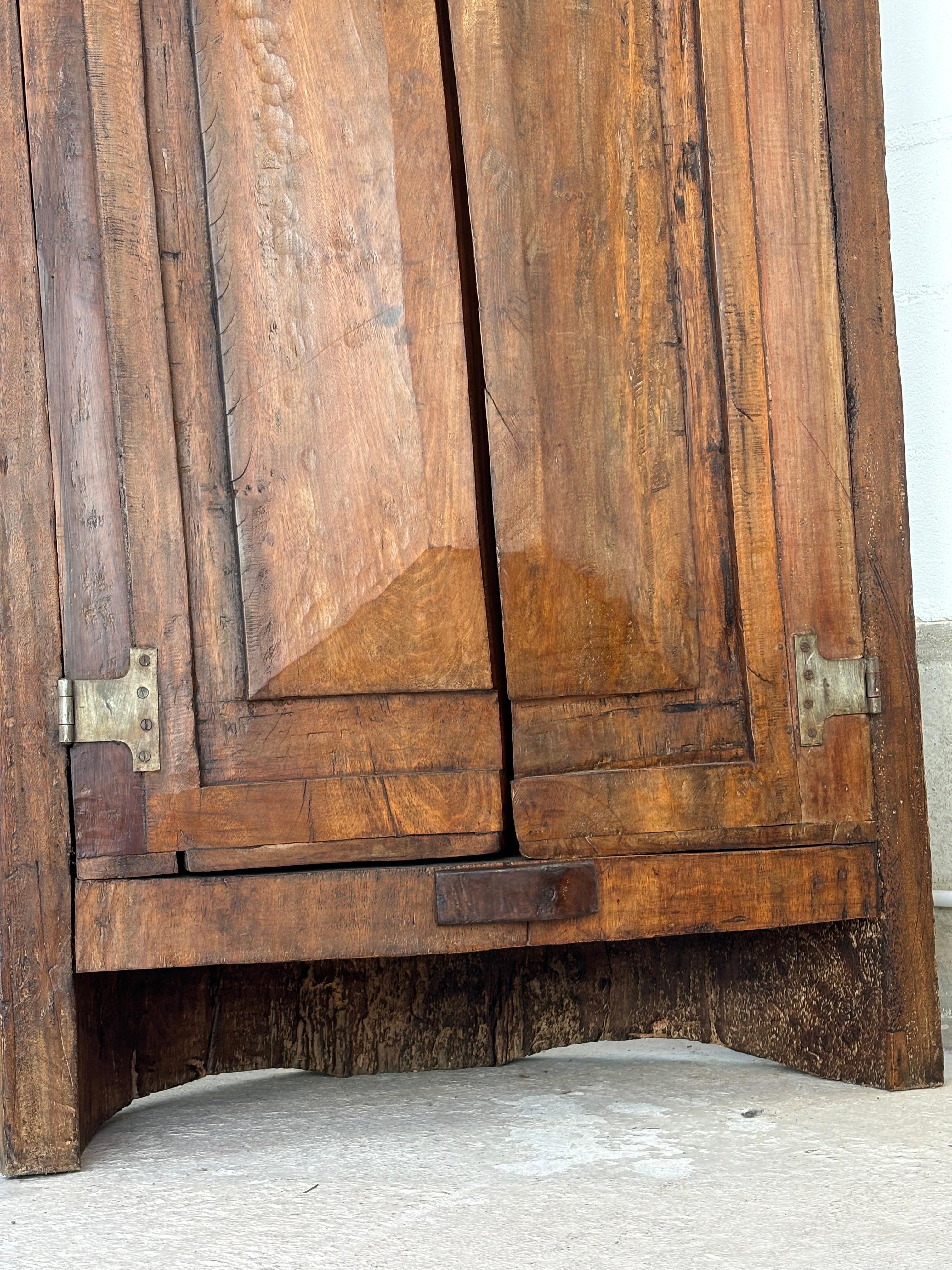 Rarissime armoire de Zanine Caldas, pièce unique