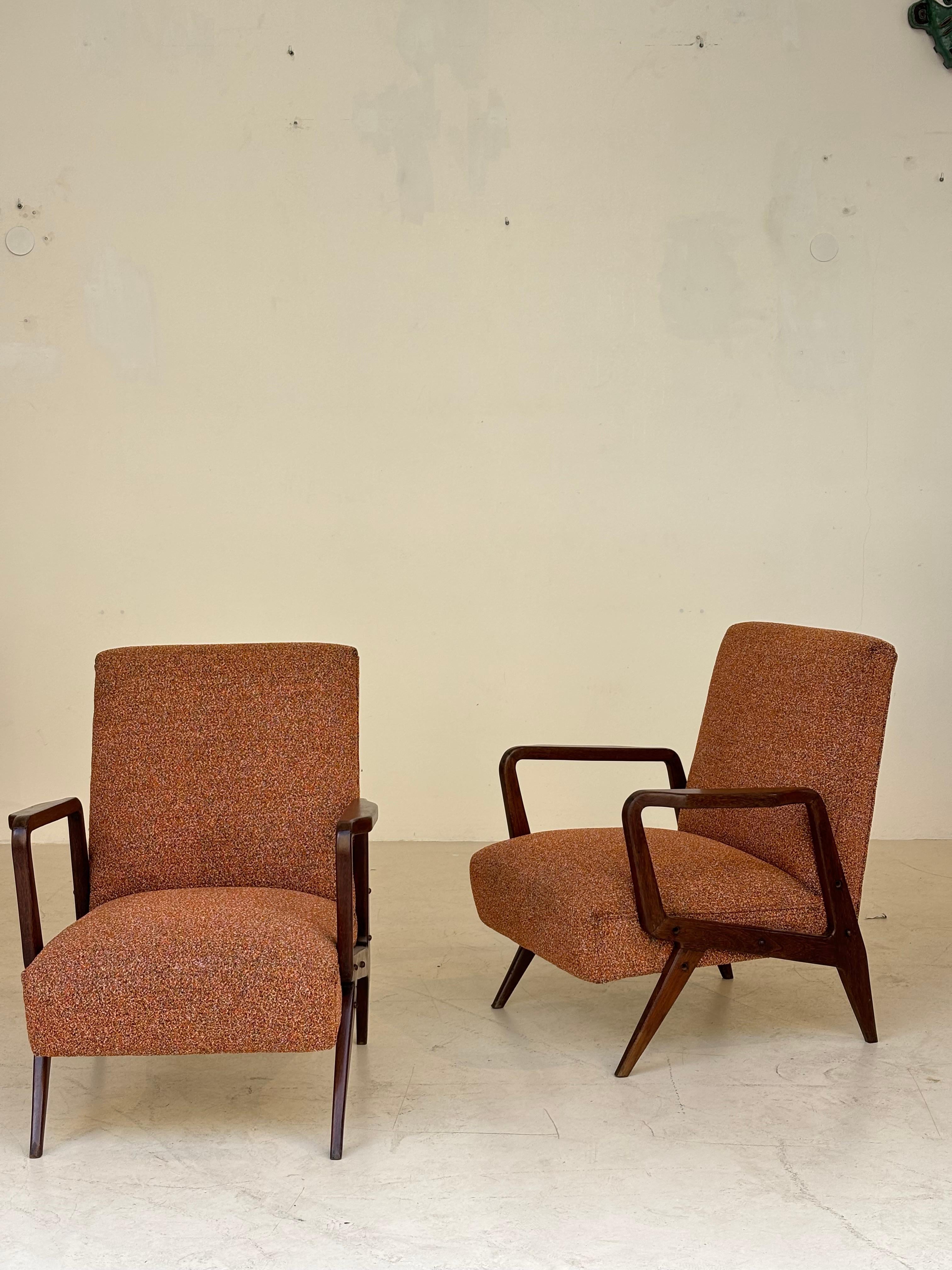 Pair of armchairs attributed to Gio Ponti, circa 1950