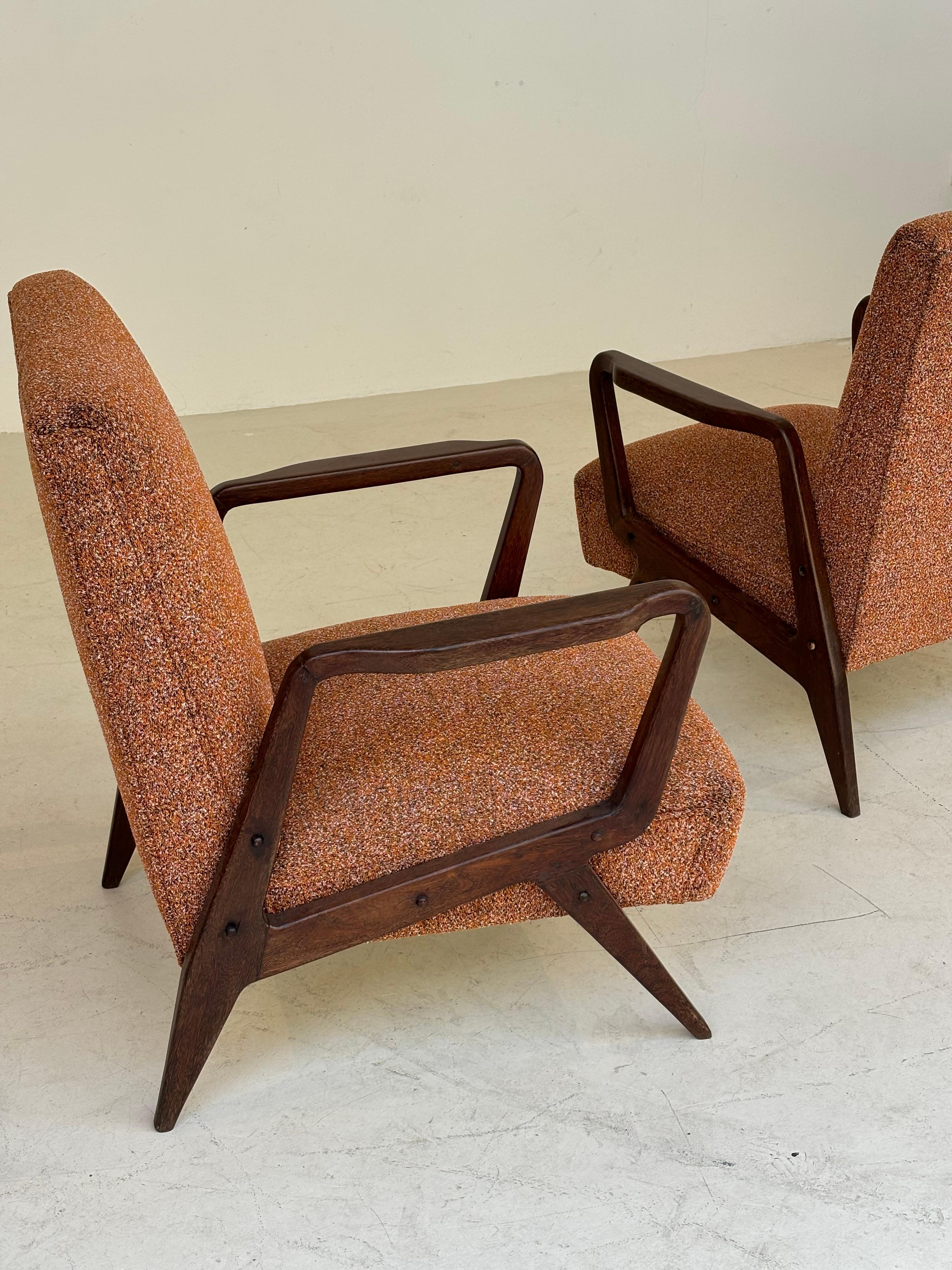 Pair of armchairs attributed to Gio Ponti, circa 1950