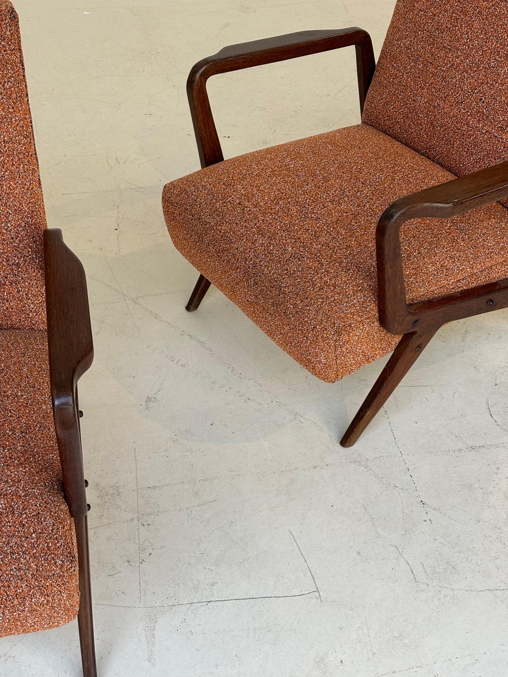 Pair of armchairs attributed to Gio Ponti, circa 1950