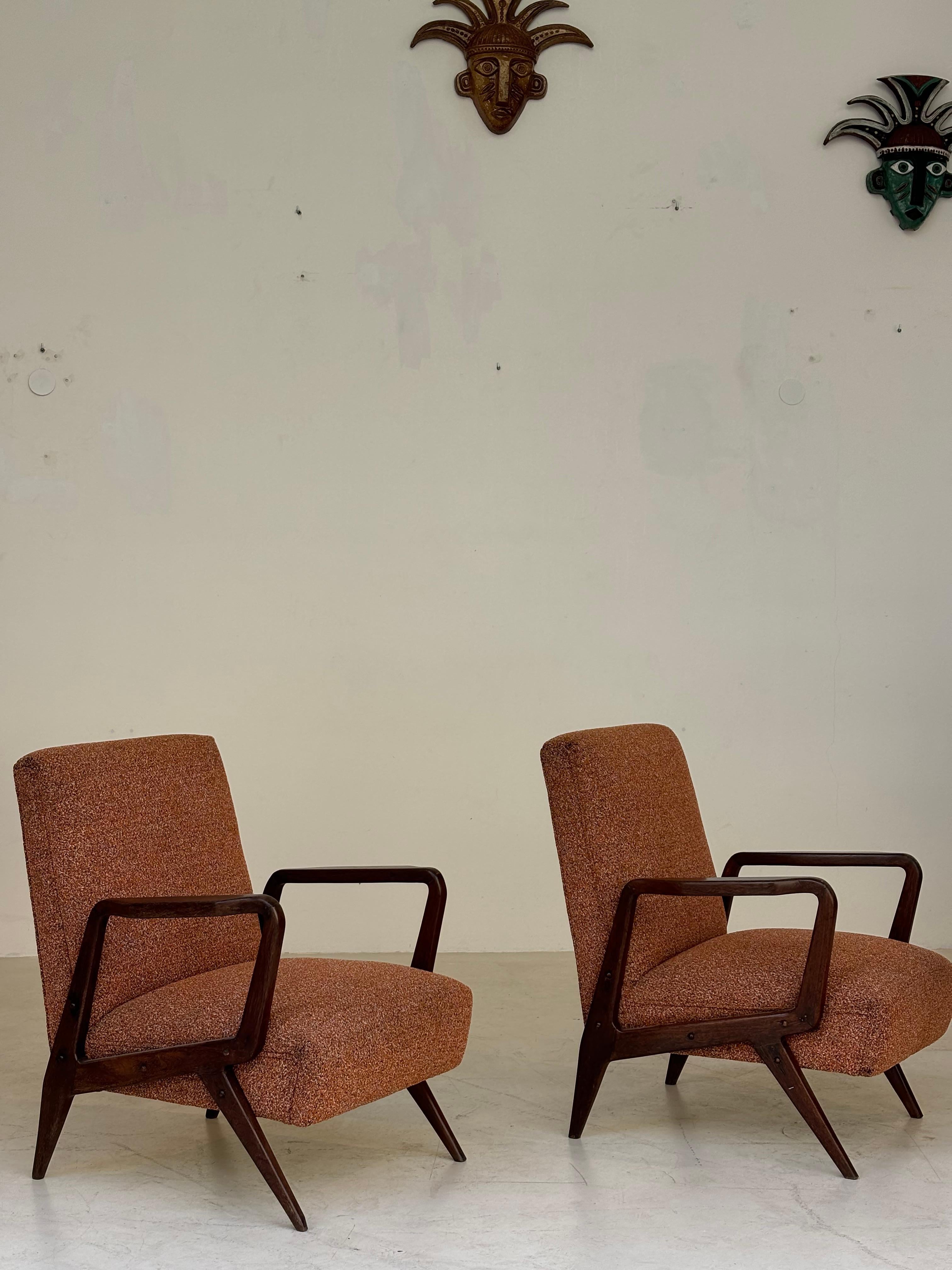 Pair of armchairs attributed to Gio Ponti, circa 1950