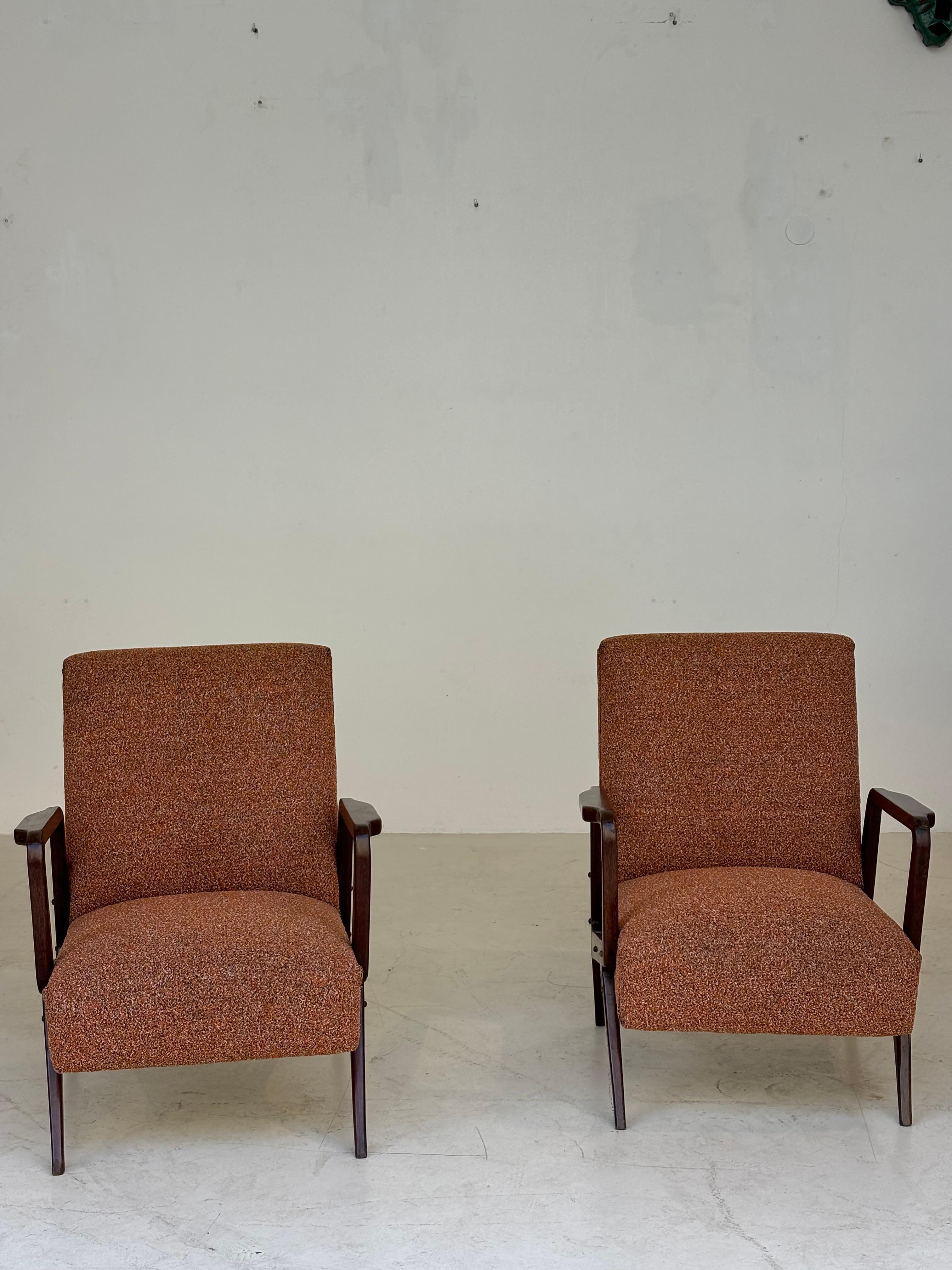 Pair of armchairs attributed to Gio Ponti, circa 1950