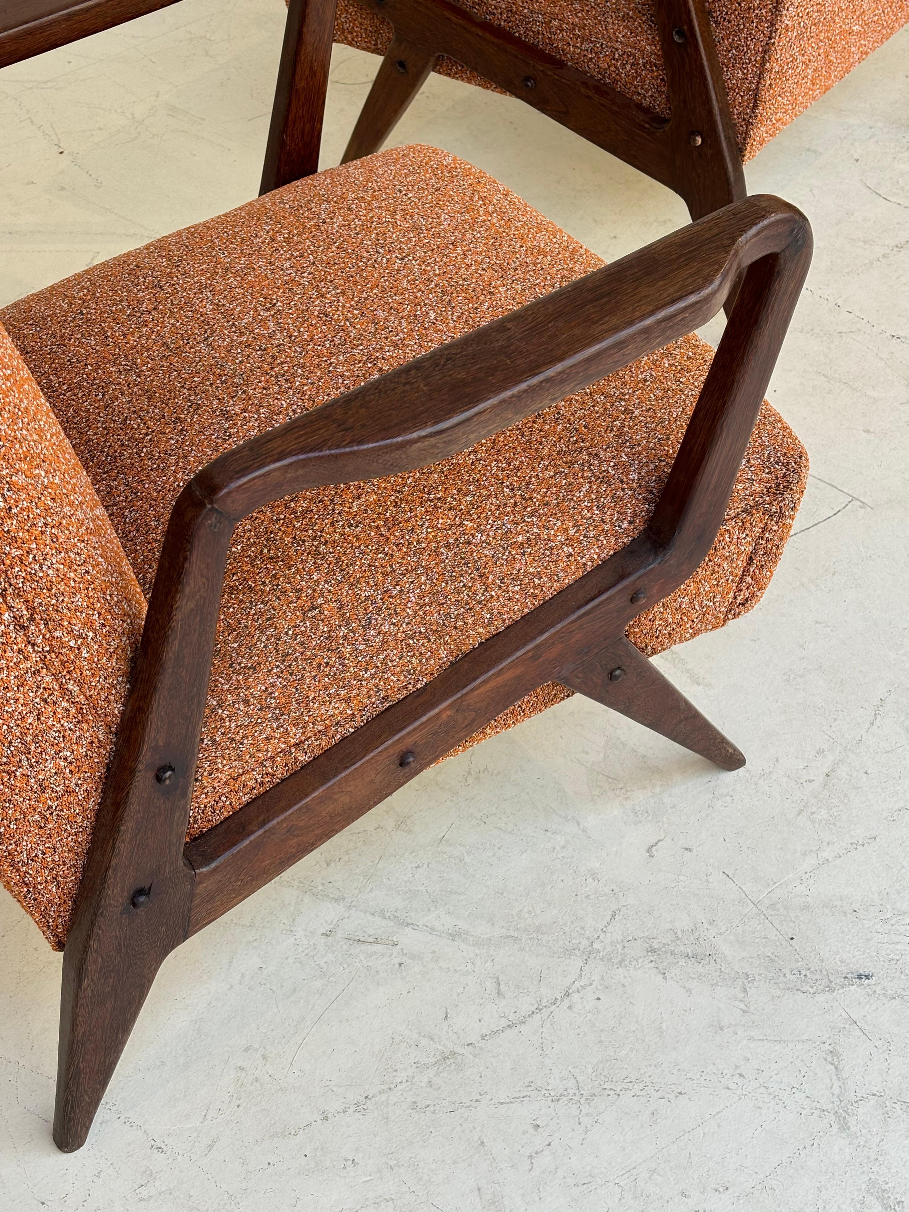 Pair of armchairs attributed to Gio Ponti, circa 1950