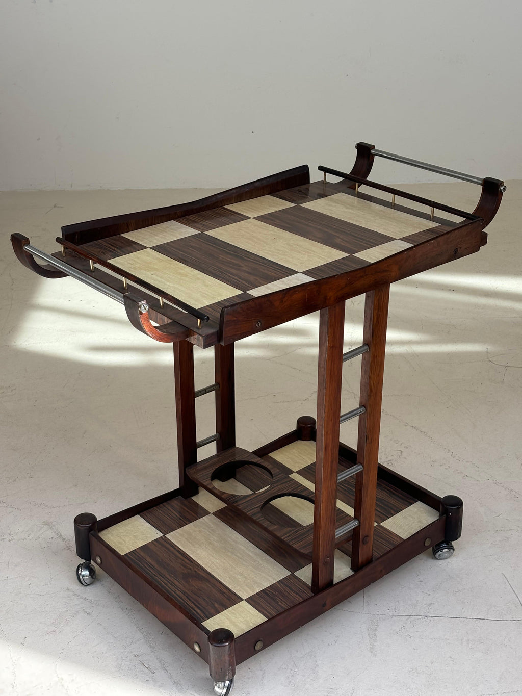 Serving table by Novo Rumo, Brasil, 1960 in métal, plexiglas and imbuia