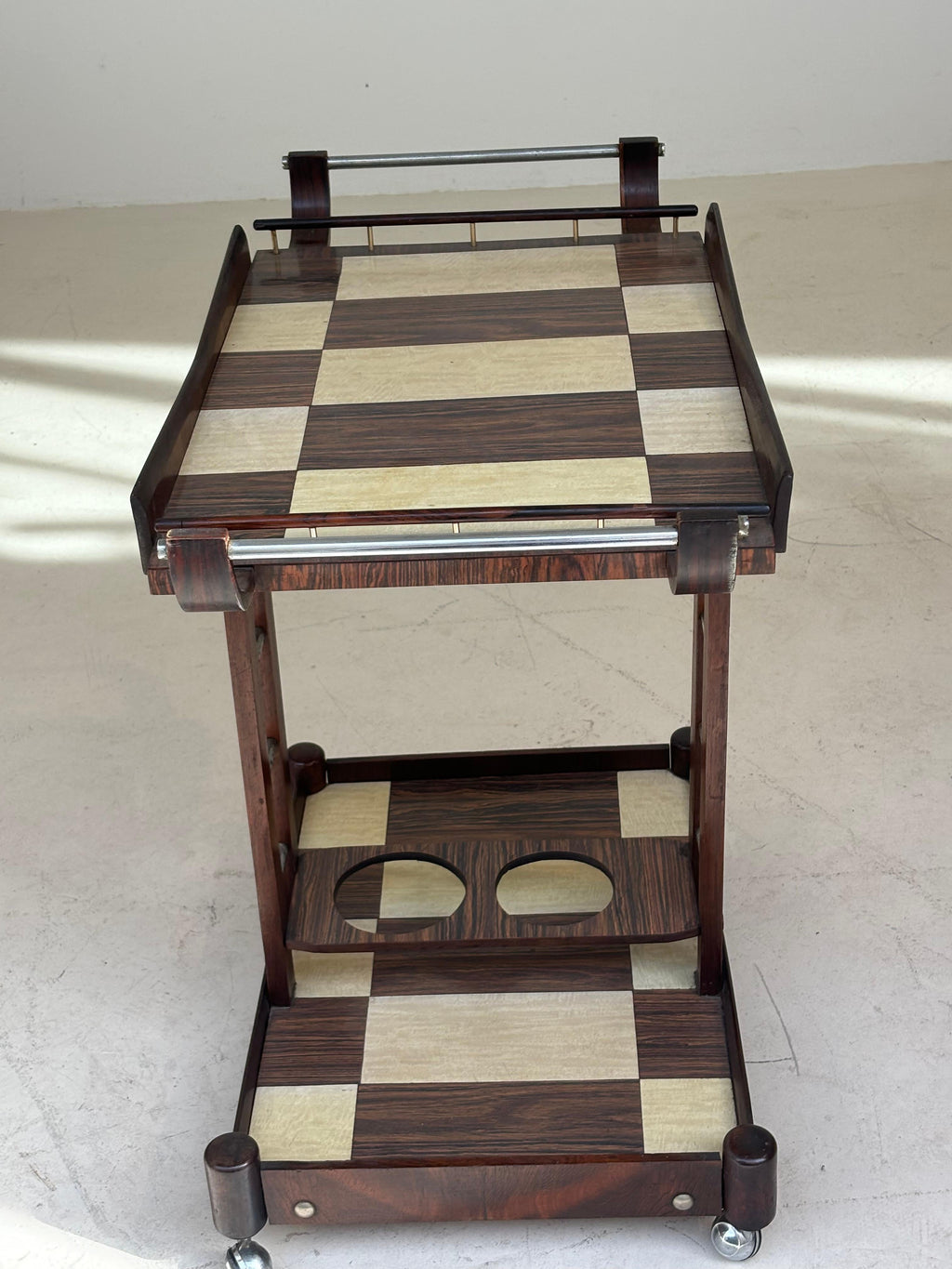 Serving table by Novo Rumo, Brasil, 1960 in métal, plexiglas and imbuia