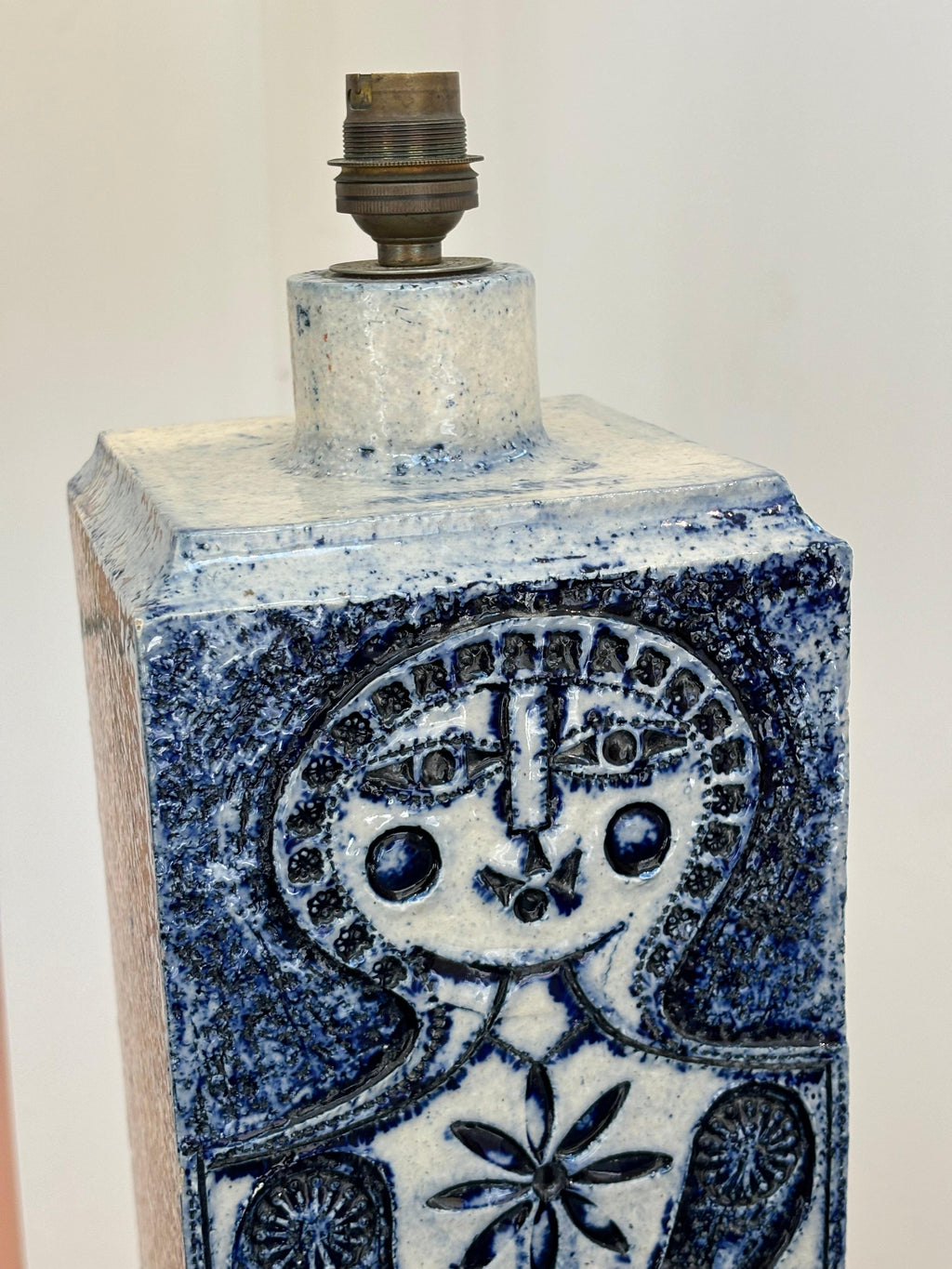Nice lamp by Roger Capron and jean Derval in blue ennalemed