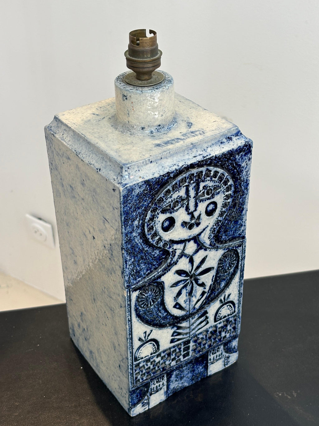 Nice lamp by Roger Capron and jean Derval in blue ennalemed